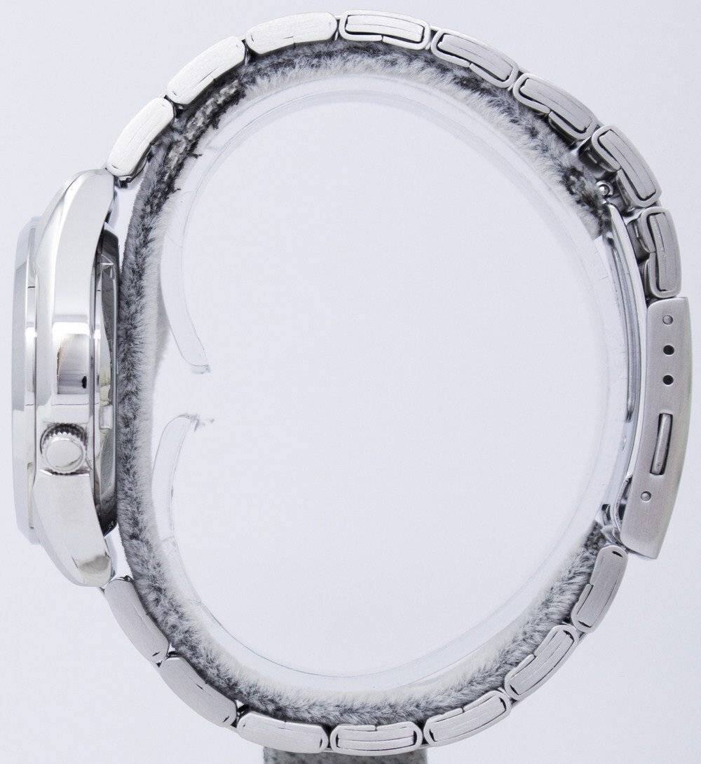 Left. Seiko - Sports Automatic 21 Jewels SNKL41 SNKL41K1 SNKL41K Men's Watch - Silver and White.