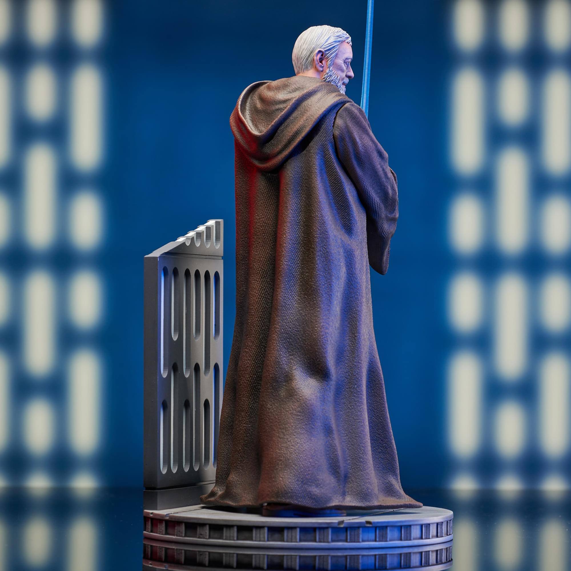 Alt View 3. Diamond Select Toys - Star Wars Milestones A New Hope Ben Kenobi 12 Inch Scale Resin Statue - Brown.