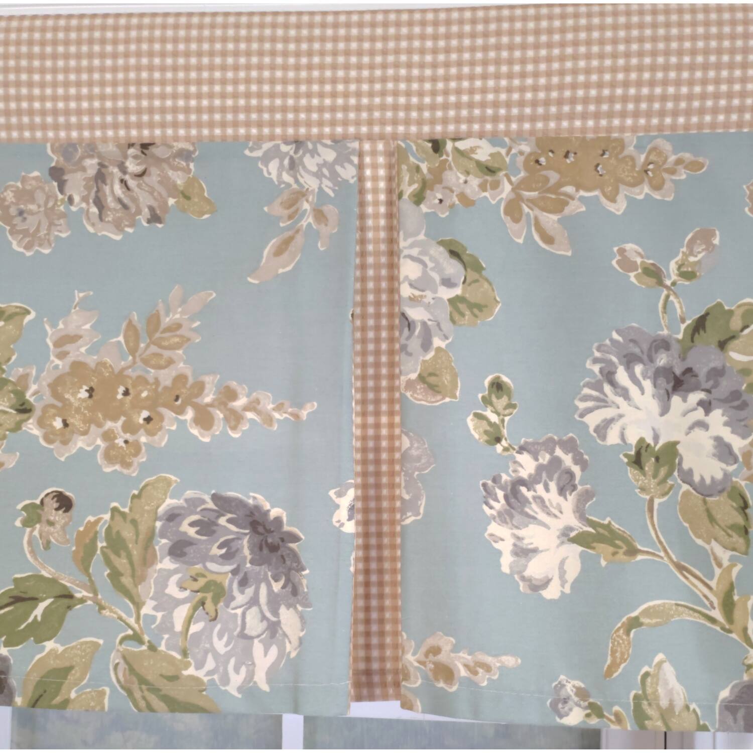 Left. RLF Home - RLF Home 3" Rod Pocket High Quality Fabric Floral Essence Pleated Valance for Windows 50" x 16" Blue - Blue.