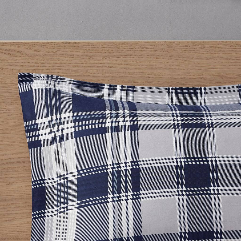 Alt View 2. Gracie Mills - Gracie Mills Linwood 8-Piece Comforter Set with Sheets - Navy.