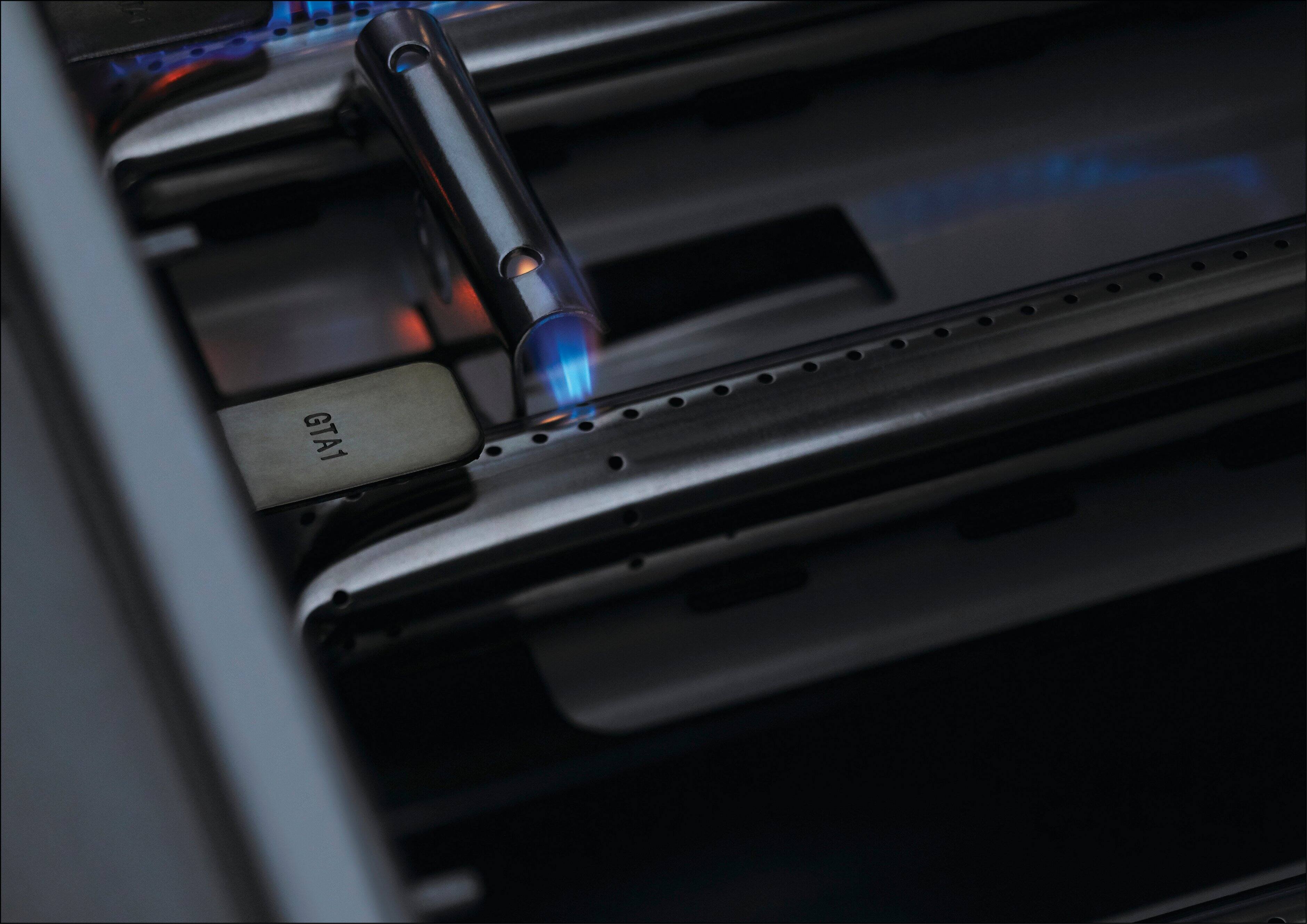 Alt View 13. DCS by Fisher & Paykel - 36" Series 9 Grill Non Rotisserie, LP Gas - Stainless Steel.