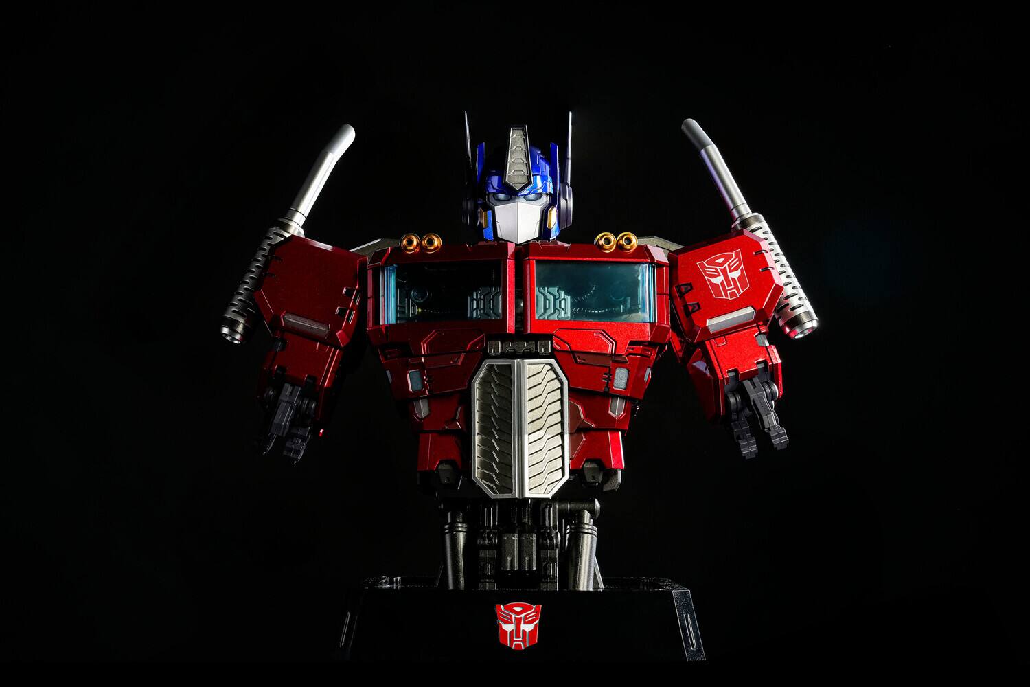 Alt View 2. PopMarket - D4 Toys - Transformers - Unix Square - Bust Generation Optimus Prime Mechanic Bust   - Collectibles - Multicolor.