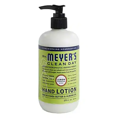 HARDWORKING HOMEKEEPING
Mrs. MEYER'S CLEAN DAY
AROMATHERAPEUTIC NOUSENOLD
Clean with bright, fresh scents from the garden
Lemon Verbena
HAND LOTION
WITH SHEA BUTTER & ALMOND OIL
12 FL OZ