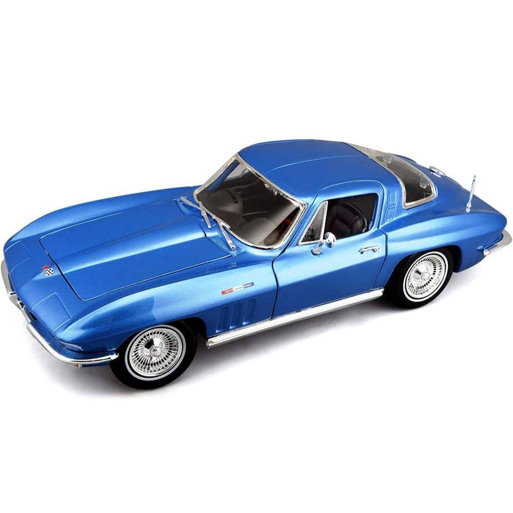Angle. Maisto - 1965 Chevrolet Corvette Blue Metallic 1/18 Diecast Model Car by Maisto - Blue.