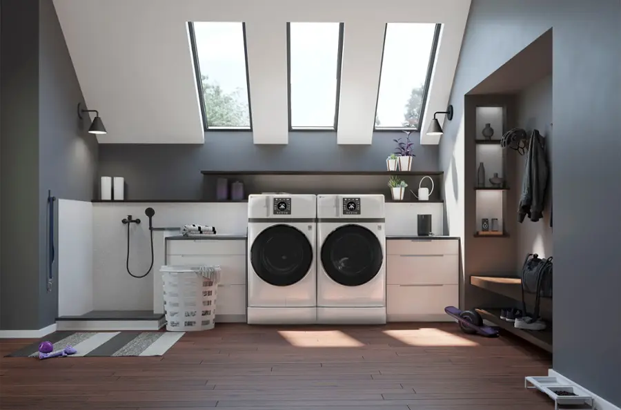 The text on the image reads "Kitchen and laundry room."