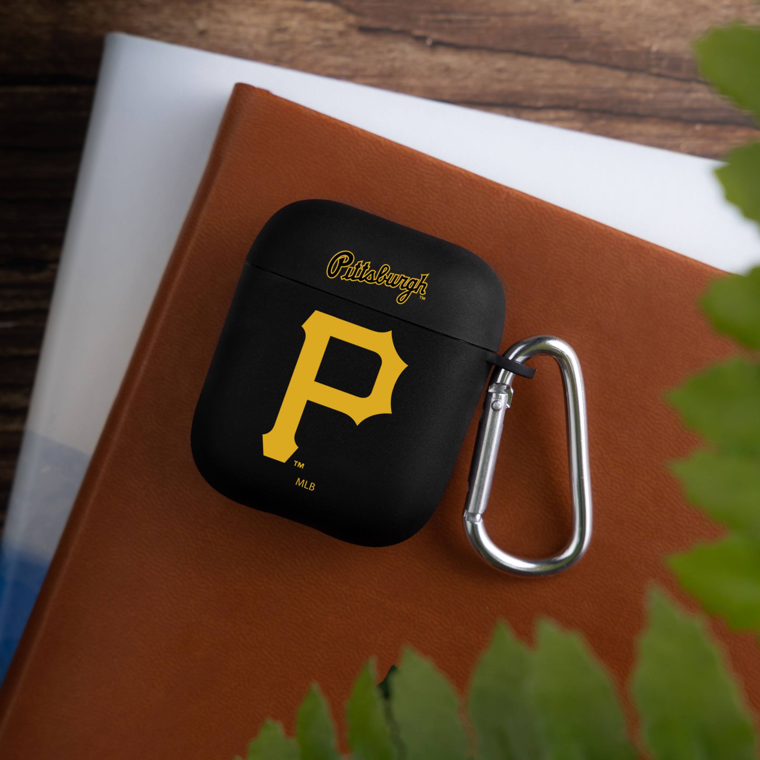 Pittsburgh  
P  
TM  
MLB