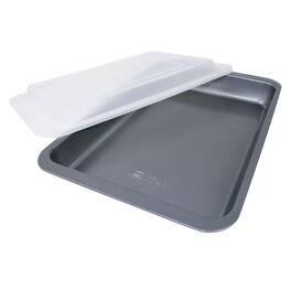 Range Kleen - B06CC Nonstick Covered Cake Pan, 13 x 9 Inch - Alluring grey color