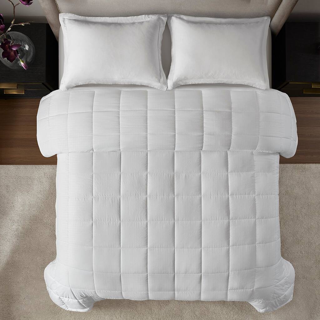 Alt View 2. Gracie Mills - Gracie Mills Velisse Everlux Blanket - White.