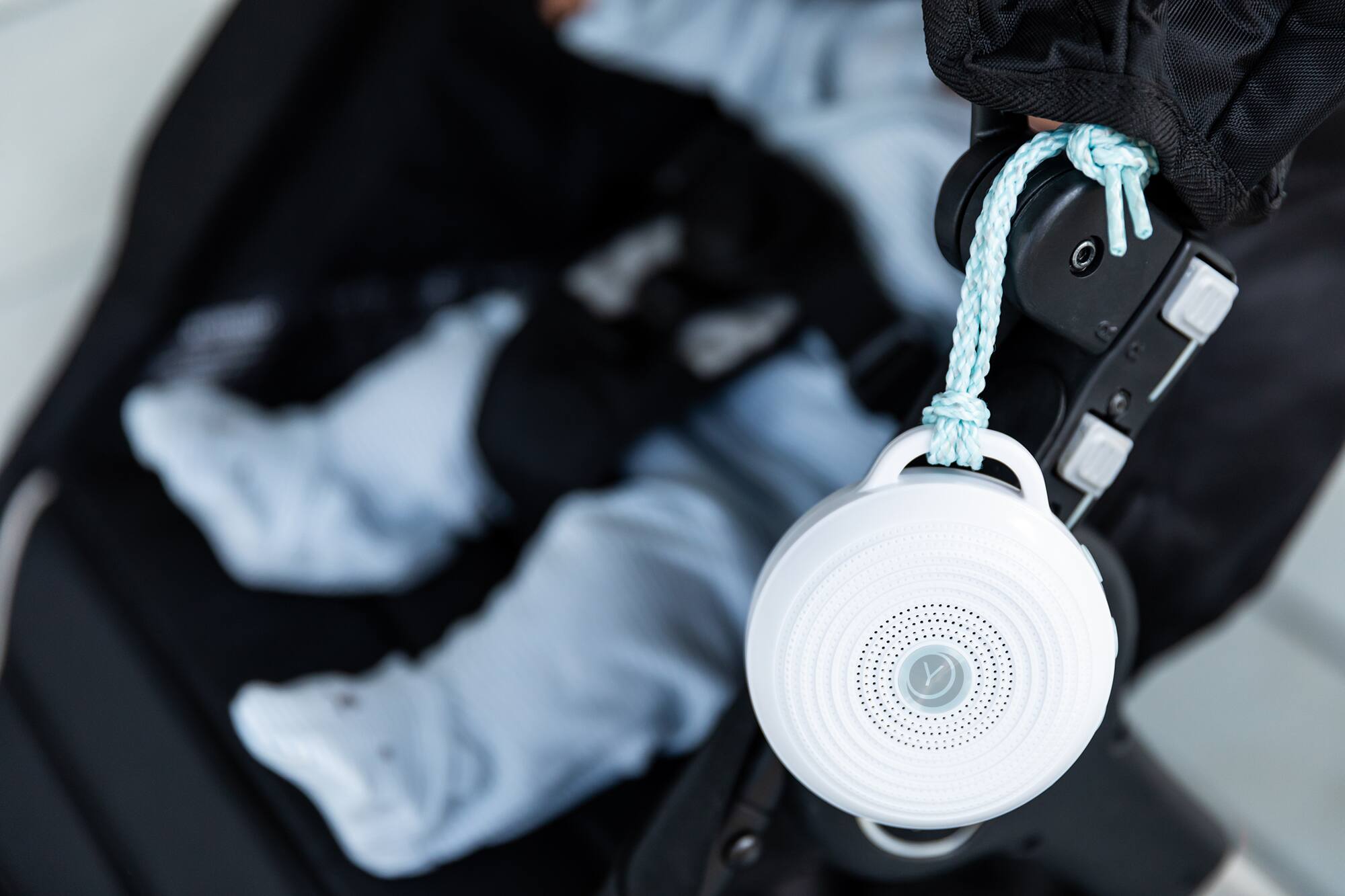 Alt View 2. Yogasleep - Yogasleep Rohm Travel Sound Machine - White.