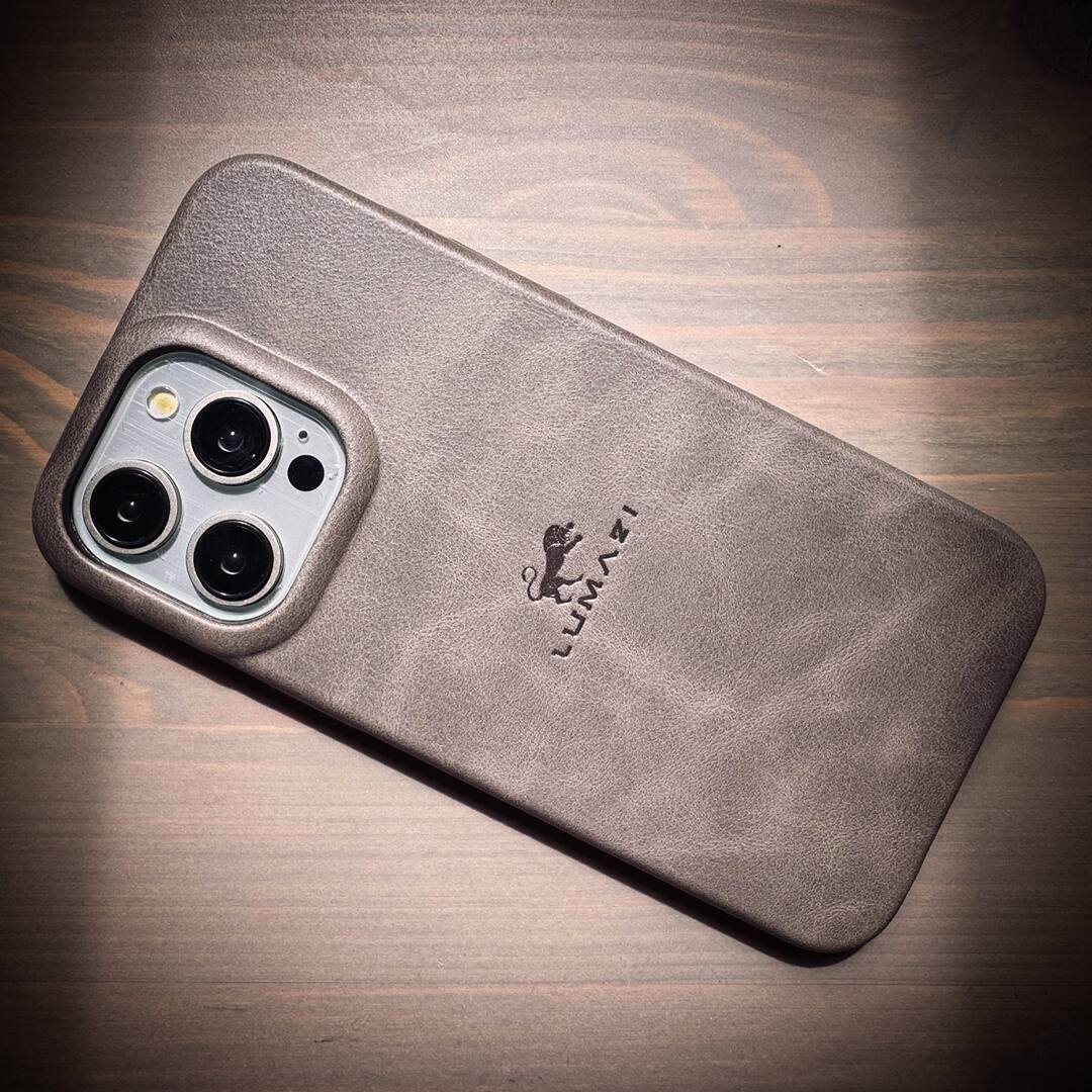 Alt View 2. LUMAZI - Handmade, Full Grain Leather, MagSafe iPhone 15 Pro Max Case - Taupe.