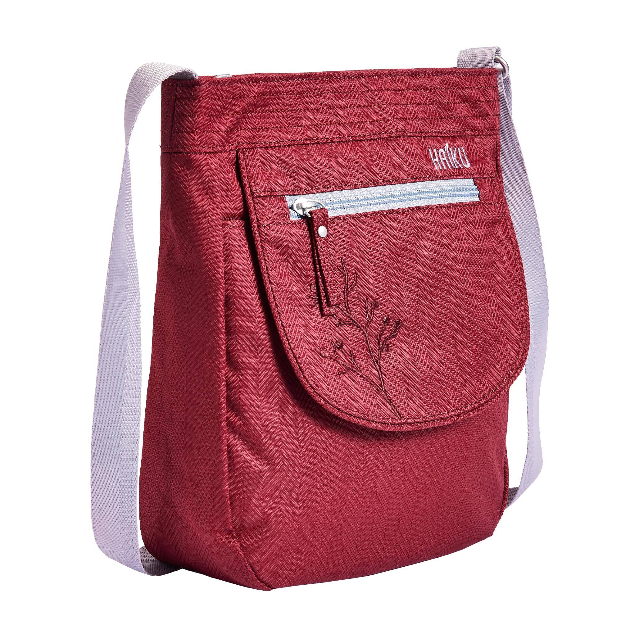 Angle. Haiku - Haiku Jaunt RFID Blocking Crossbody - Rosewood.