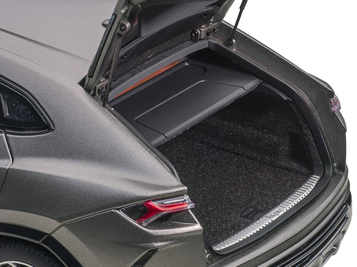 Back. Autoart - Lamborghini Urus Grigio Lynx Gray Metallic 1/18 Model Car by Autoart - Gray Metallic.