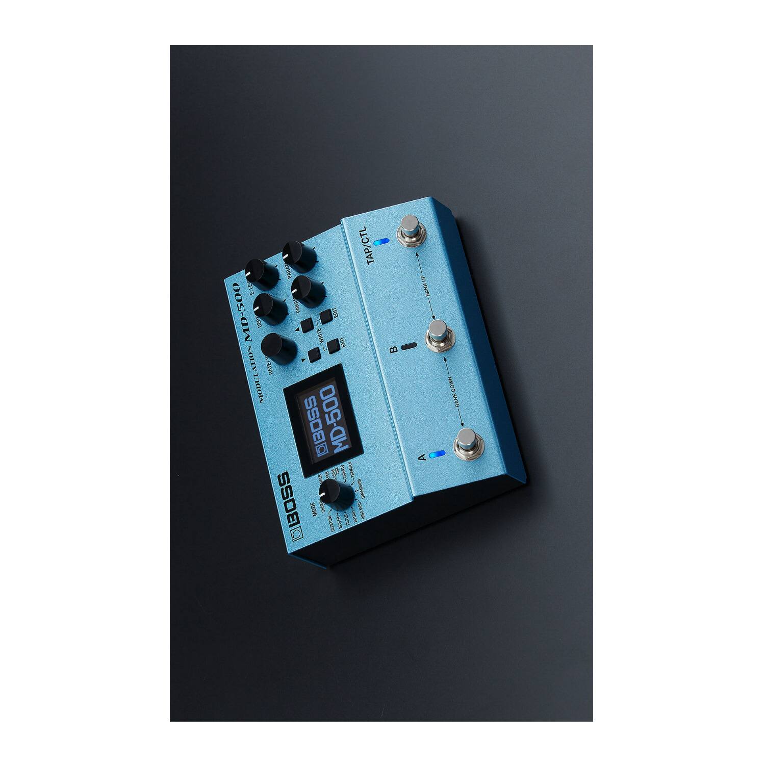 TAP/CTL P 1.W MD-500 Laet Ls i  NATT IBN Crs NORVERIOI BBOSS MD-500 i i F mdt  BOSS UNCRU I R ! SACHIC n LEVE a i A sa0d NAN