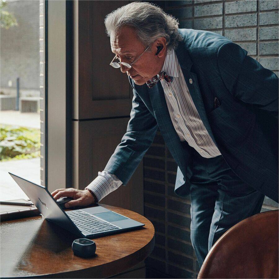 Alt View 2. HP - Poly Voyager Free 60+ UC M Carbon Black Earbuds - Black.