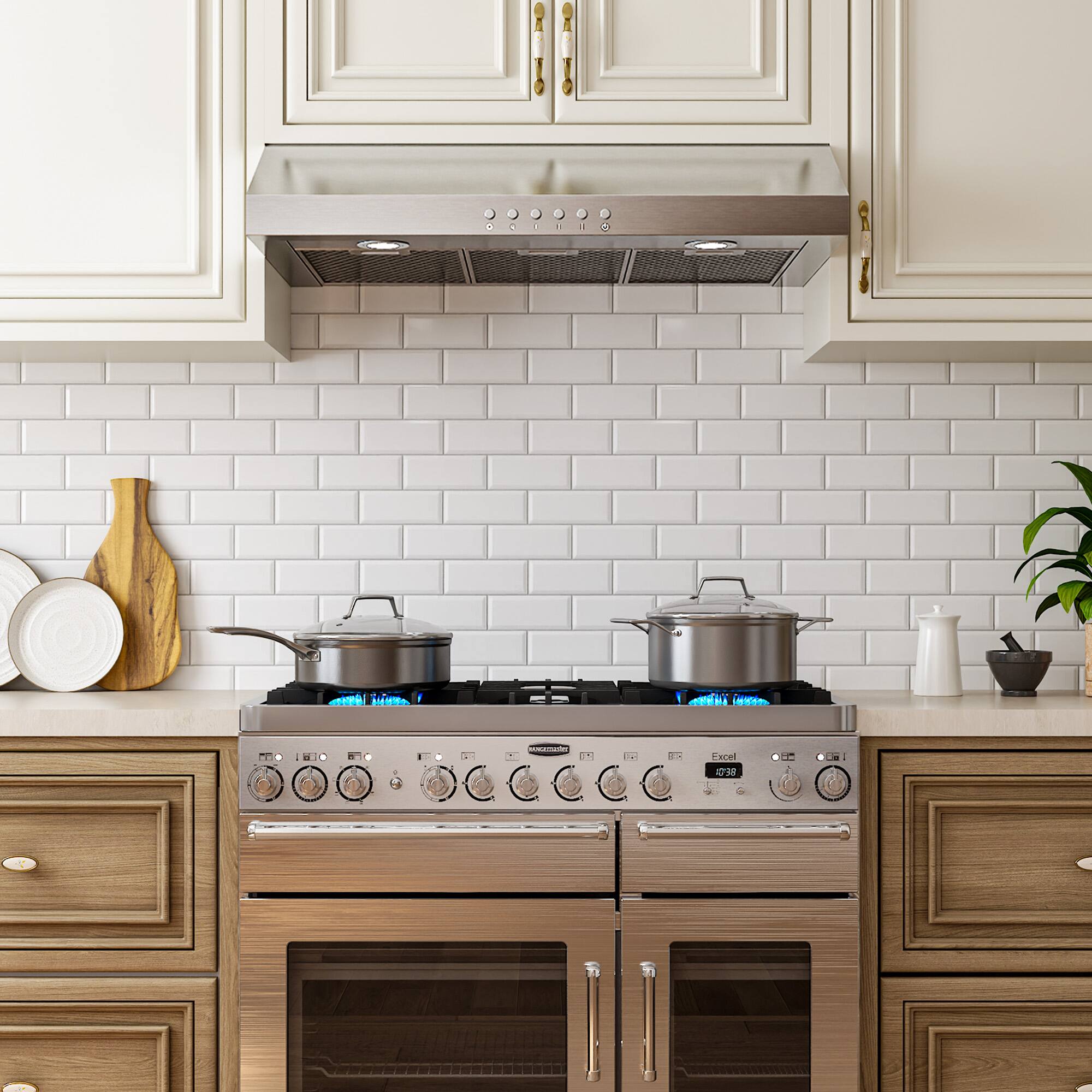 The text in the image reads:

"Excel
iQ500"