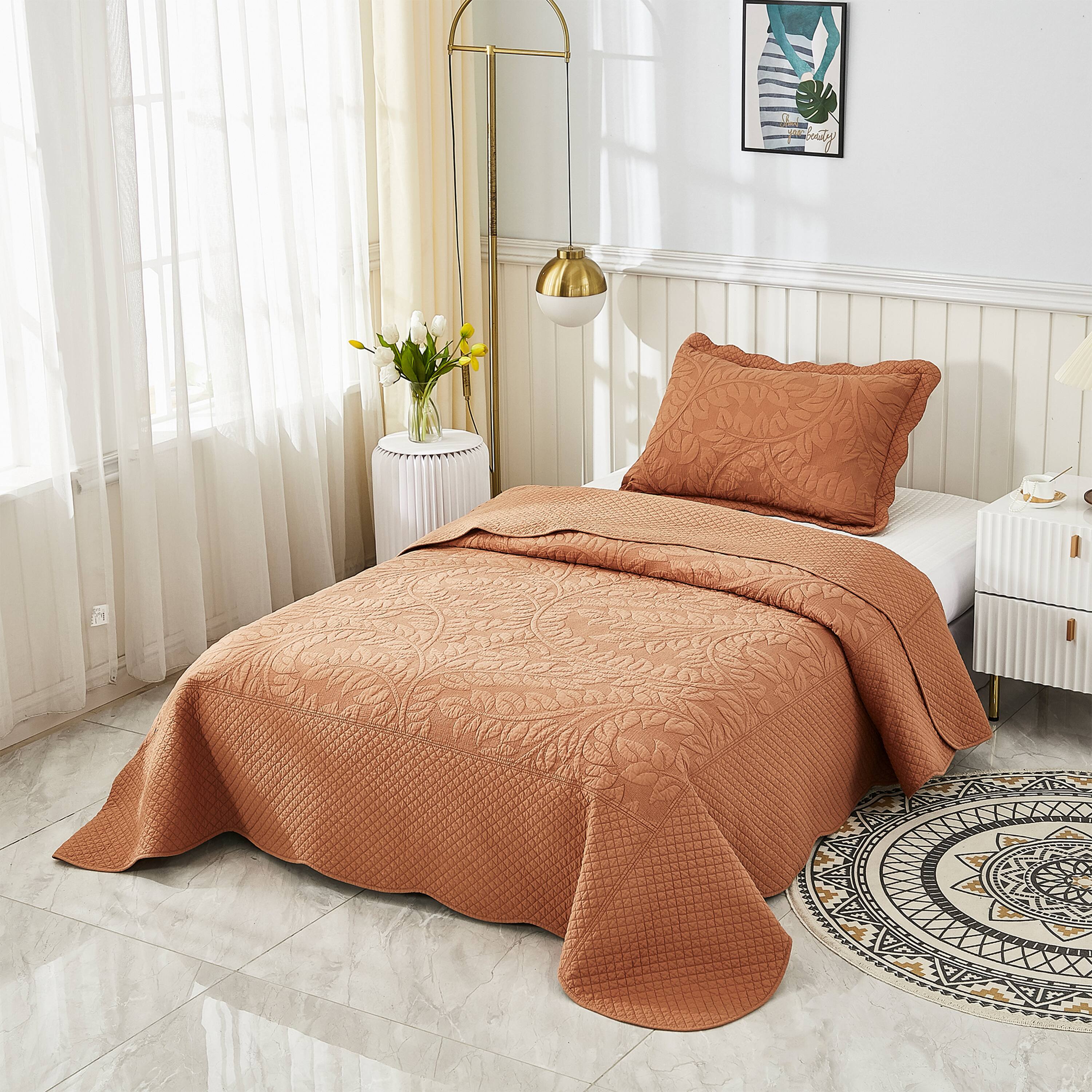 Angle. MarCielo - Marcielo 2/3 Piece 100% Cotton Oversized Bedspread Lightweight Quilt Set - Royal Organge.
