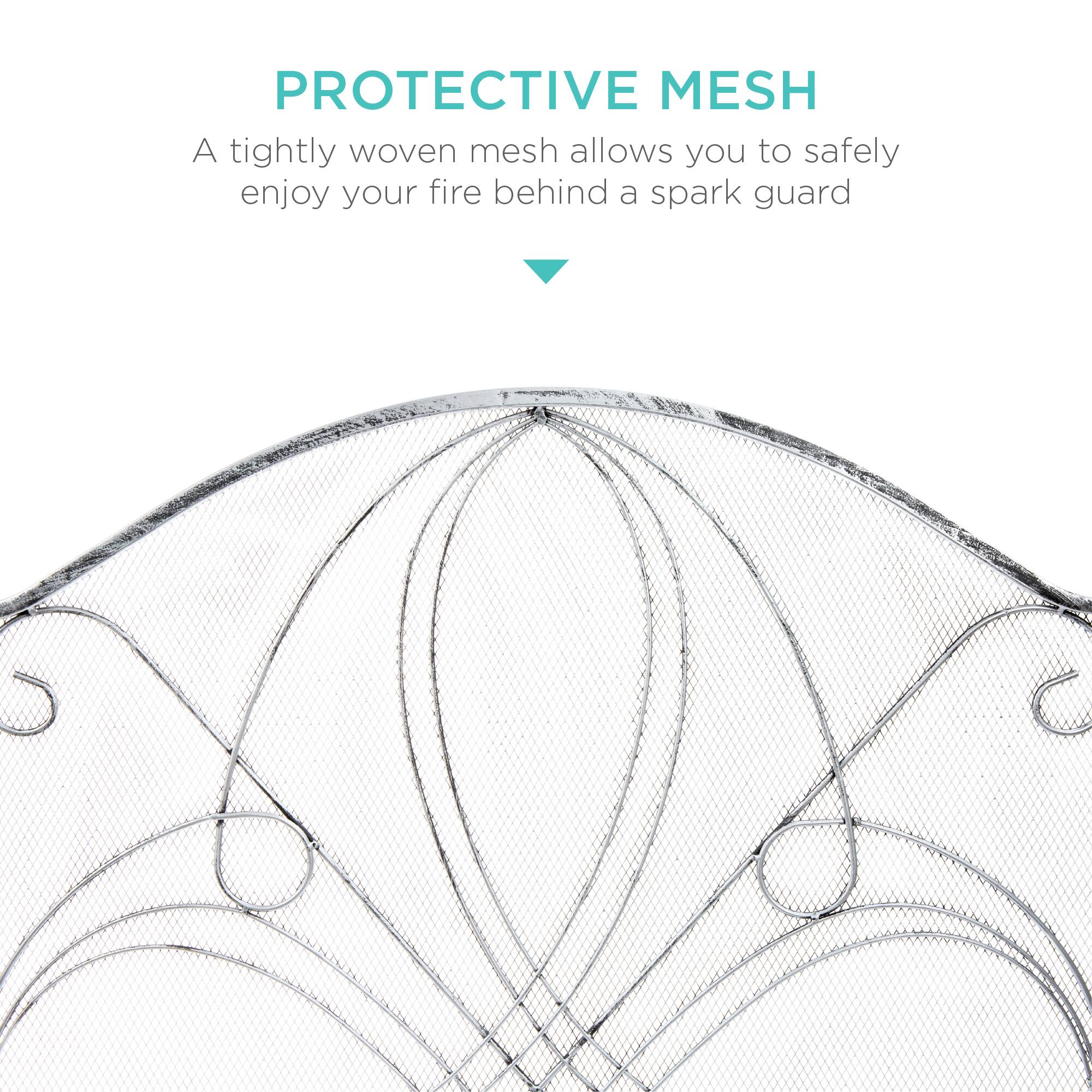 **PROTECTIVE MESH**

A tightly woven mesh allows you to safely enjoy your fire behind a spark guard.