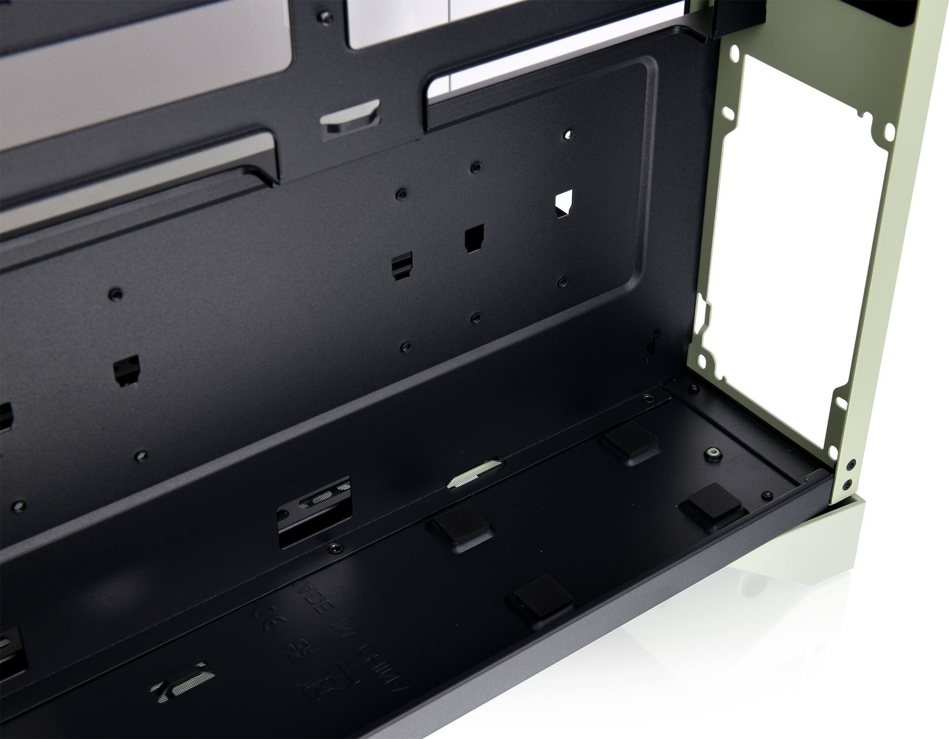 The text on the image reads "CEADE HINY I 0a." However, it is unclear what this text represents or refers to. It could be a code, a name, or an abbreviation. Without more context or information, it is not possible to group or correct this text accurately.