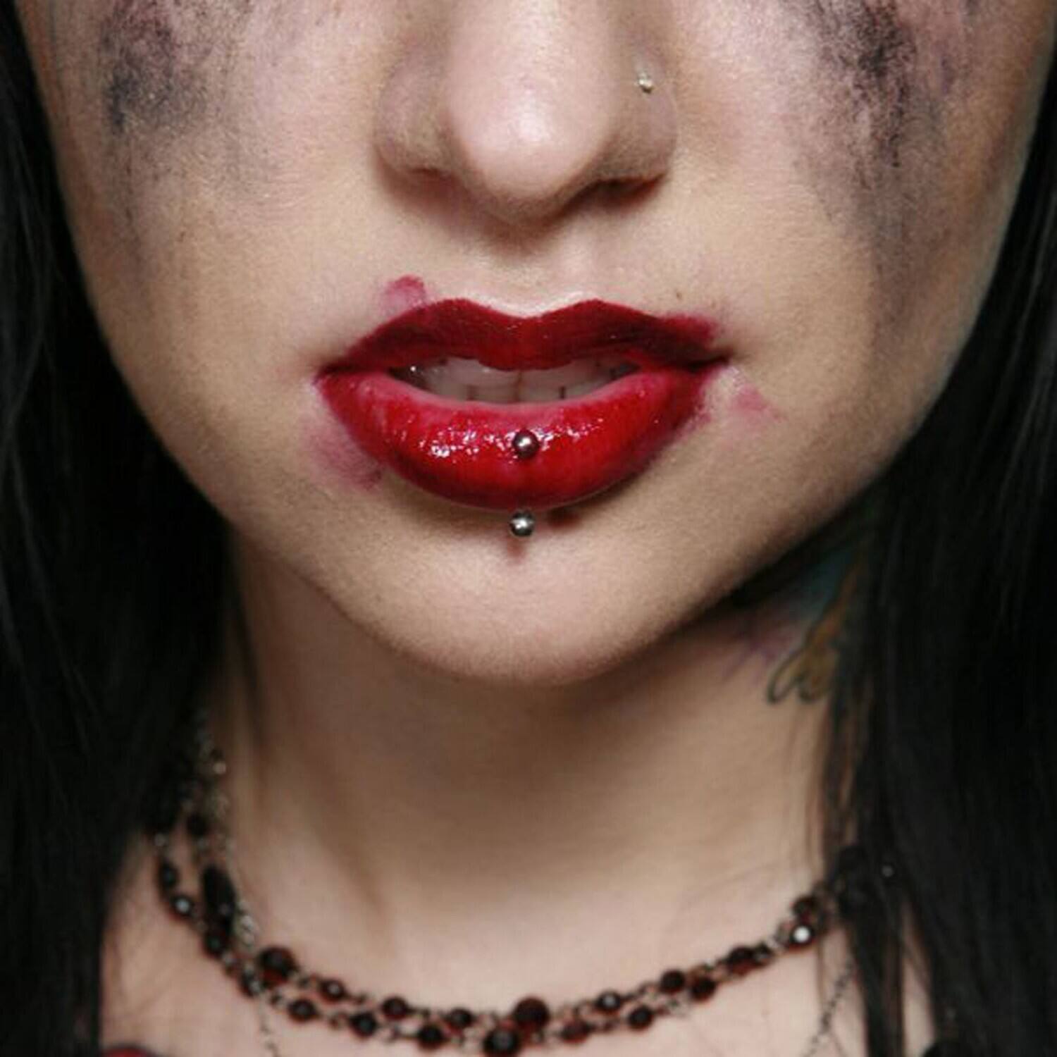 Front. Escape the Fate - Dying Is Your Latest Fashion   - VINYL LP.