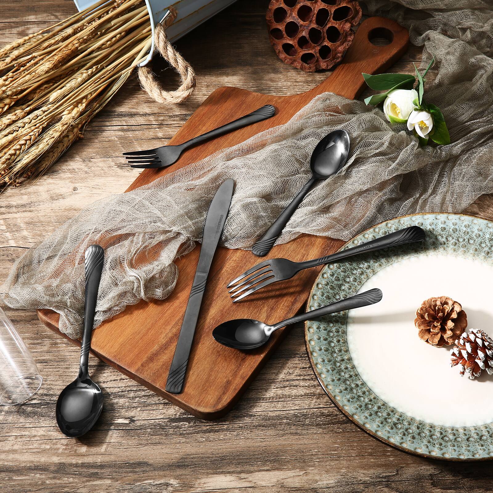 Alt View 2. KITCHENTREND - Kitchentrend 48 Pcs Cutlery Set For 8 Stainless Steel Knife Fork Spoon Tableware Flatware Set Kitchen Dinnerware Gift - Black.