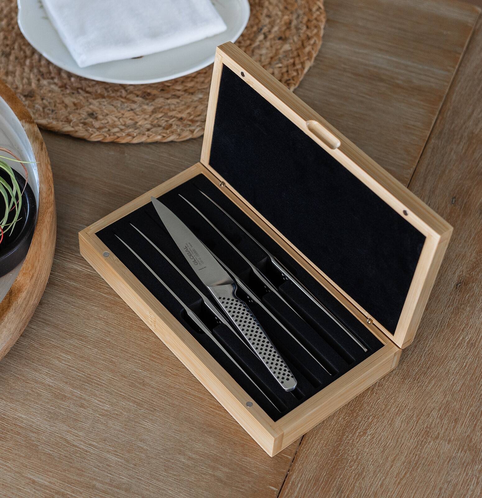 Alt View 4. Global - 6-Piece Steak Knife Set with Bamboo Box - Silver.