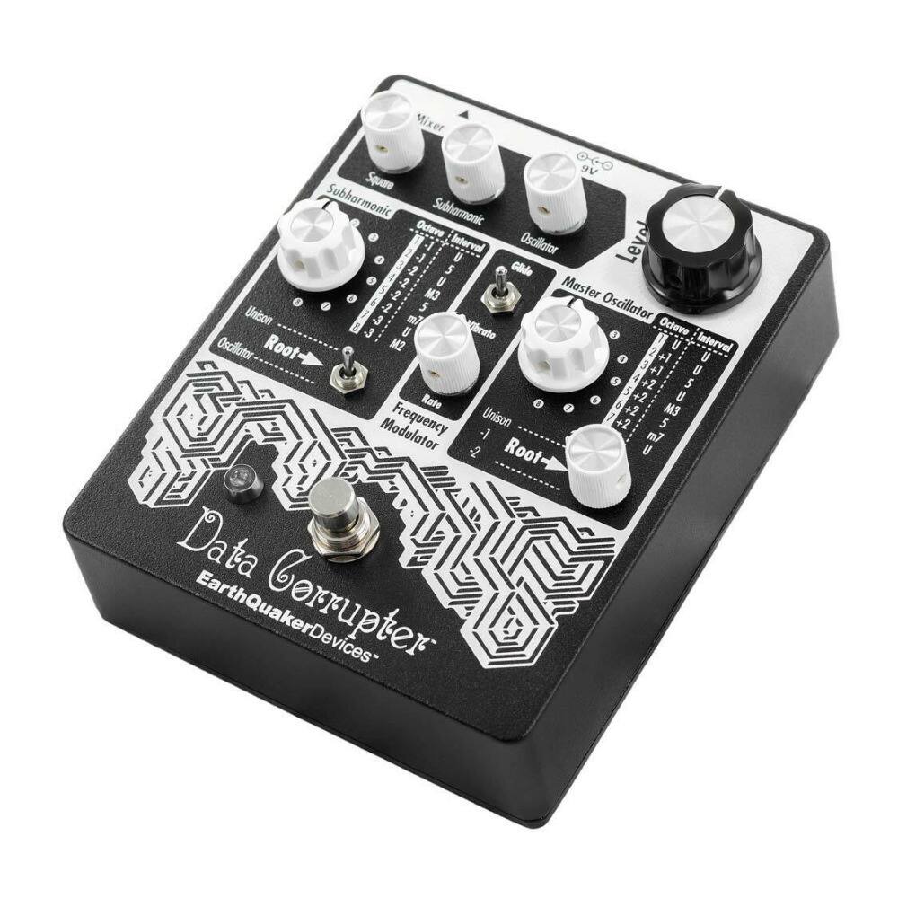 Mixer  
Square  
Subharmonic  
Subharmonic  
Octave  
Interval  
Oscillator  
Level  
Glide  
Master  
Unison  
Oscillator  
Root  
Rate  
Modulator  
Data Corrupter  

EarthQuakerDevices