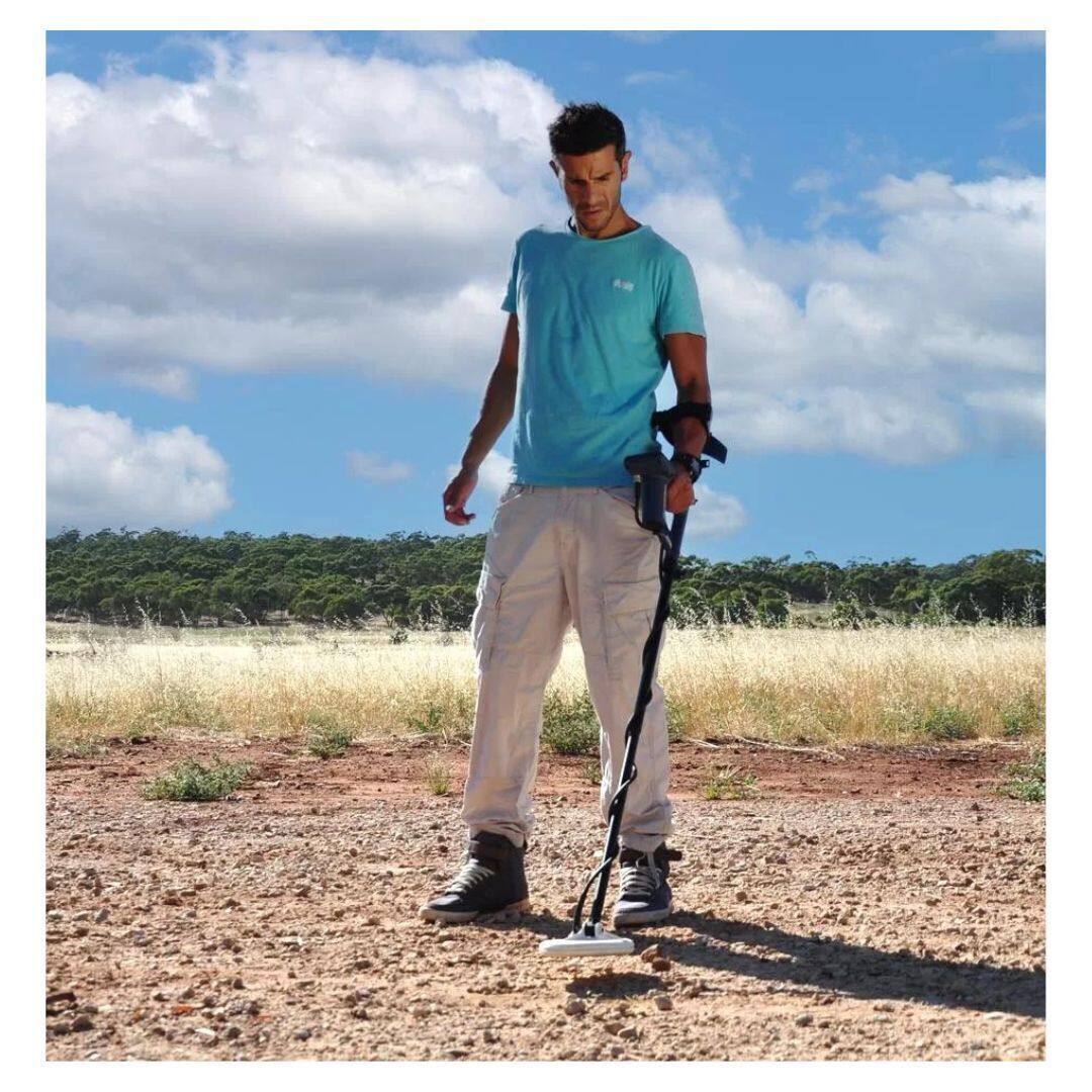 Angle. Minelab - Minelab GOLD MONSTER 1000 Metal Detector (1- 5-Inch Coil).