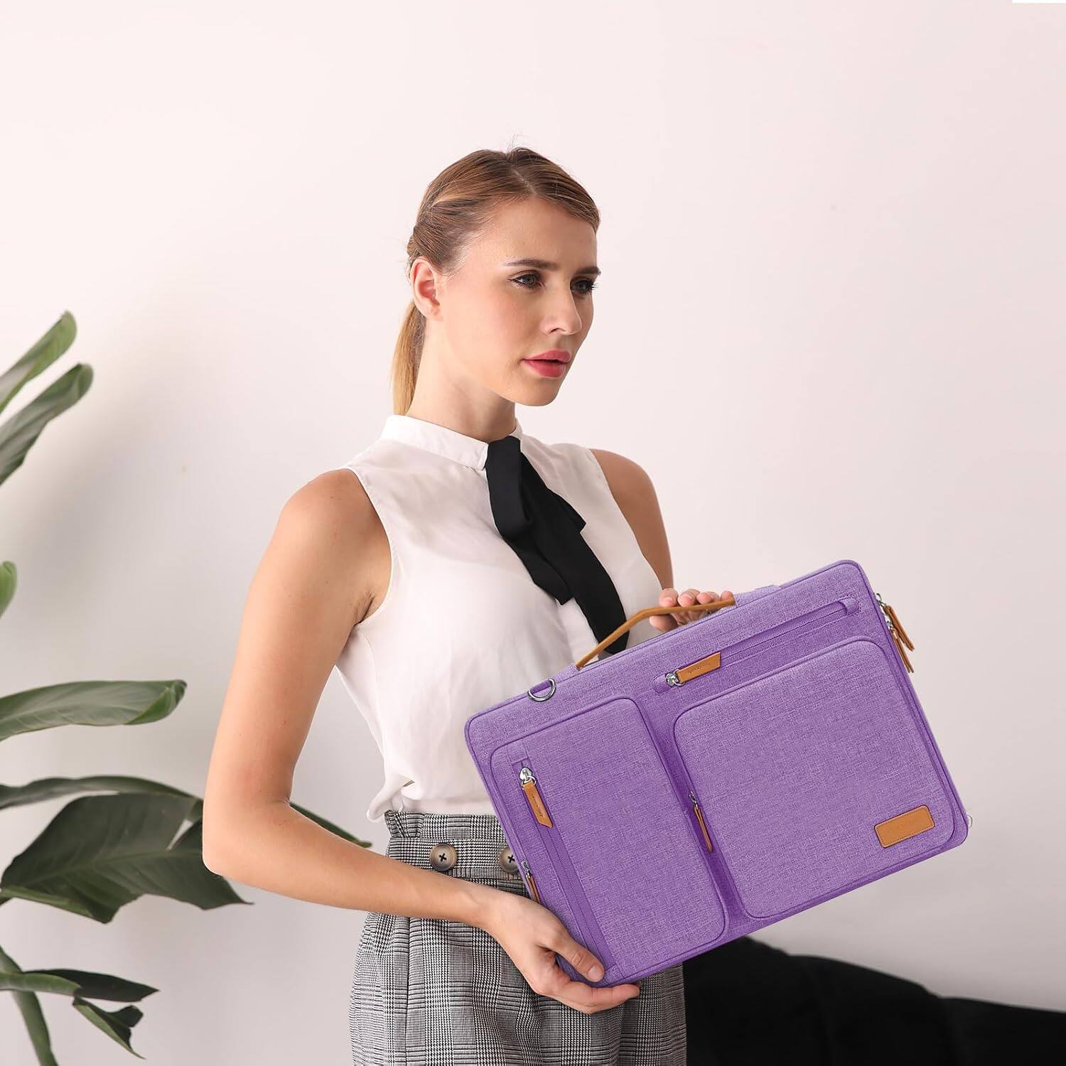 Angle. mosiso - 360 Protective Laptop Shoulder Bag 17-17.3 inch for MacBook, HP, Dell, Lenovo, Asus Notebook Messenger Bag - Lilac.