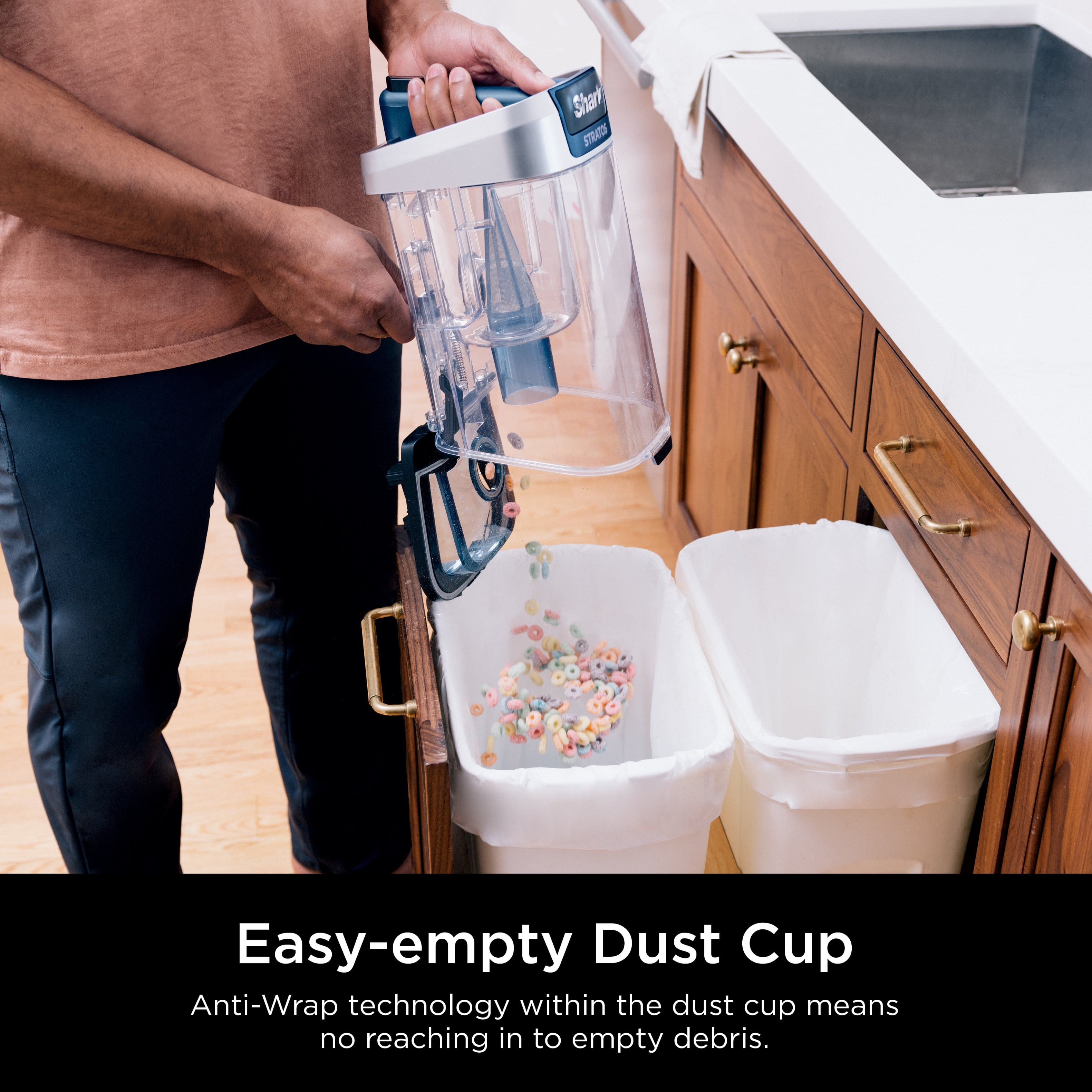 Easy-empty Dust Cup Anti-Wrap technology within the dust cup means no reaching in to empty debris.