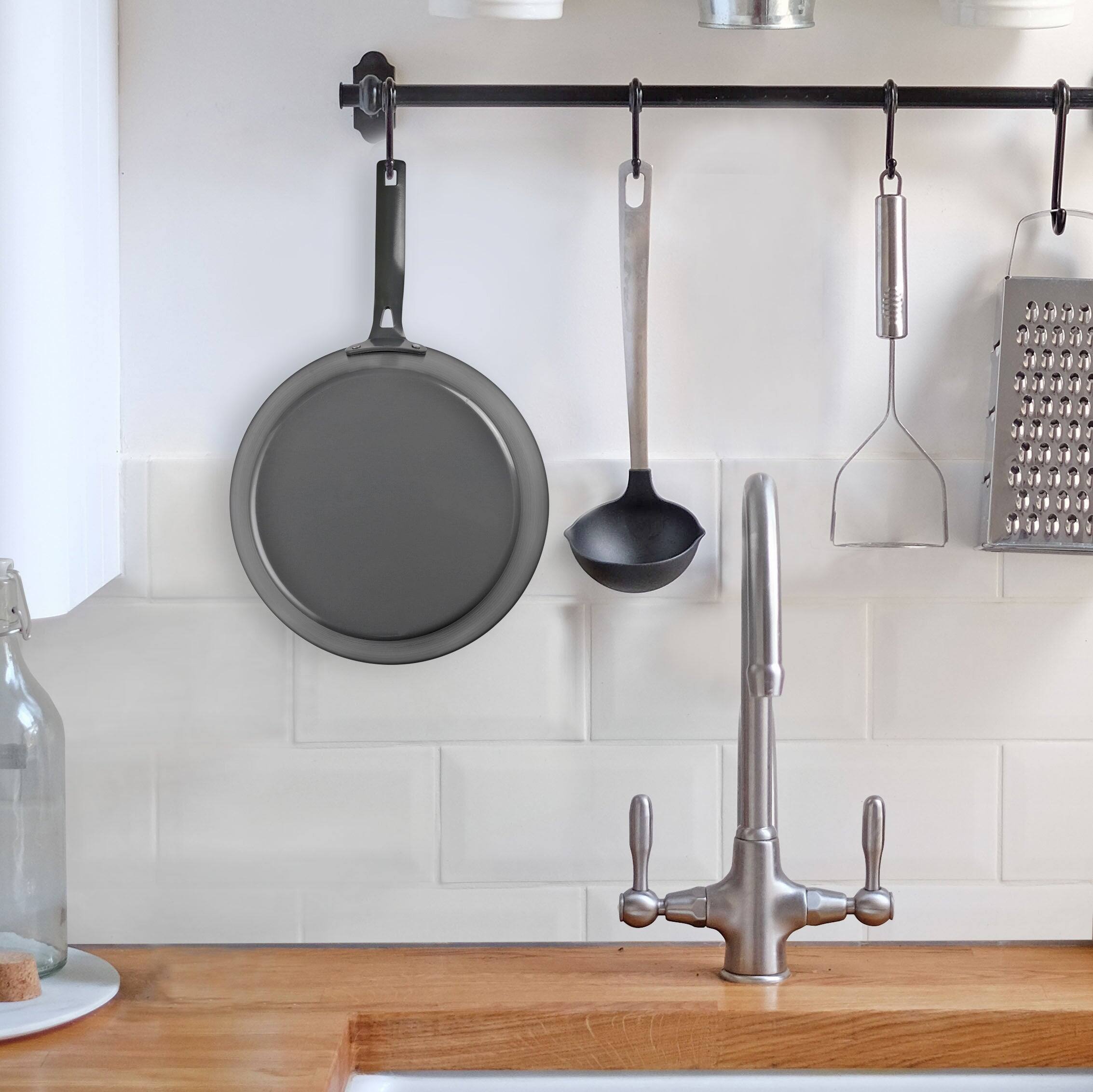 Angle. Commercial Chef - COMMERCIAL CHEF 12 inch Carbon Steel Skillet - Gray.