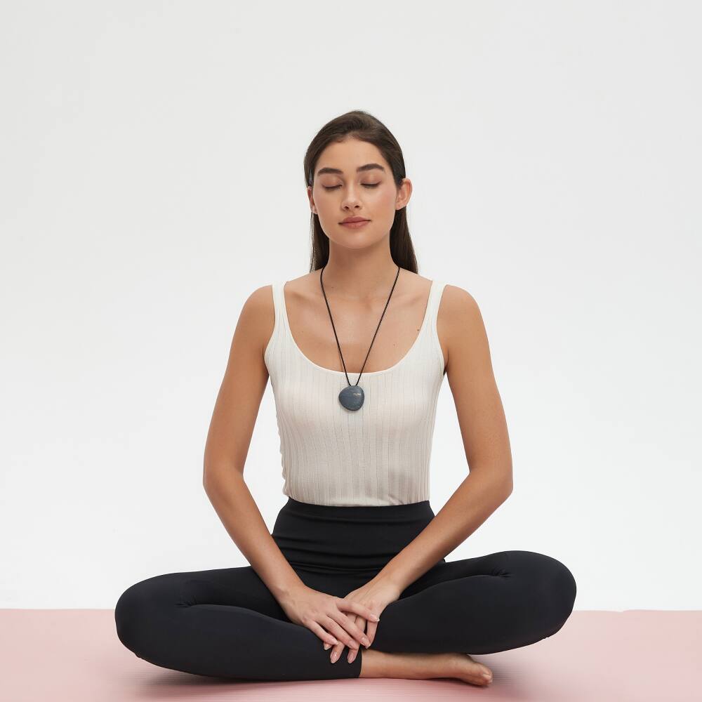 Alt View 6. Nuna - NUNA Pendant Emotion Tracking Necklace with Mood Visualization, Auto-Journaling and Meditation Support - SILVER.