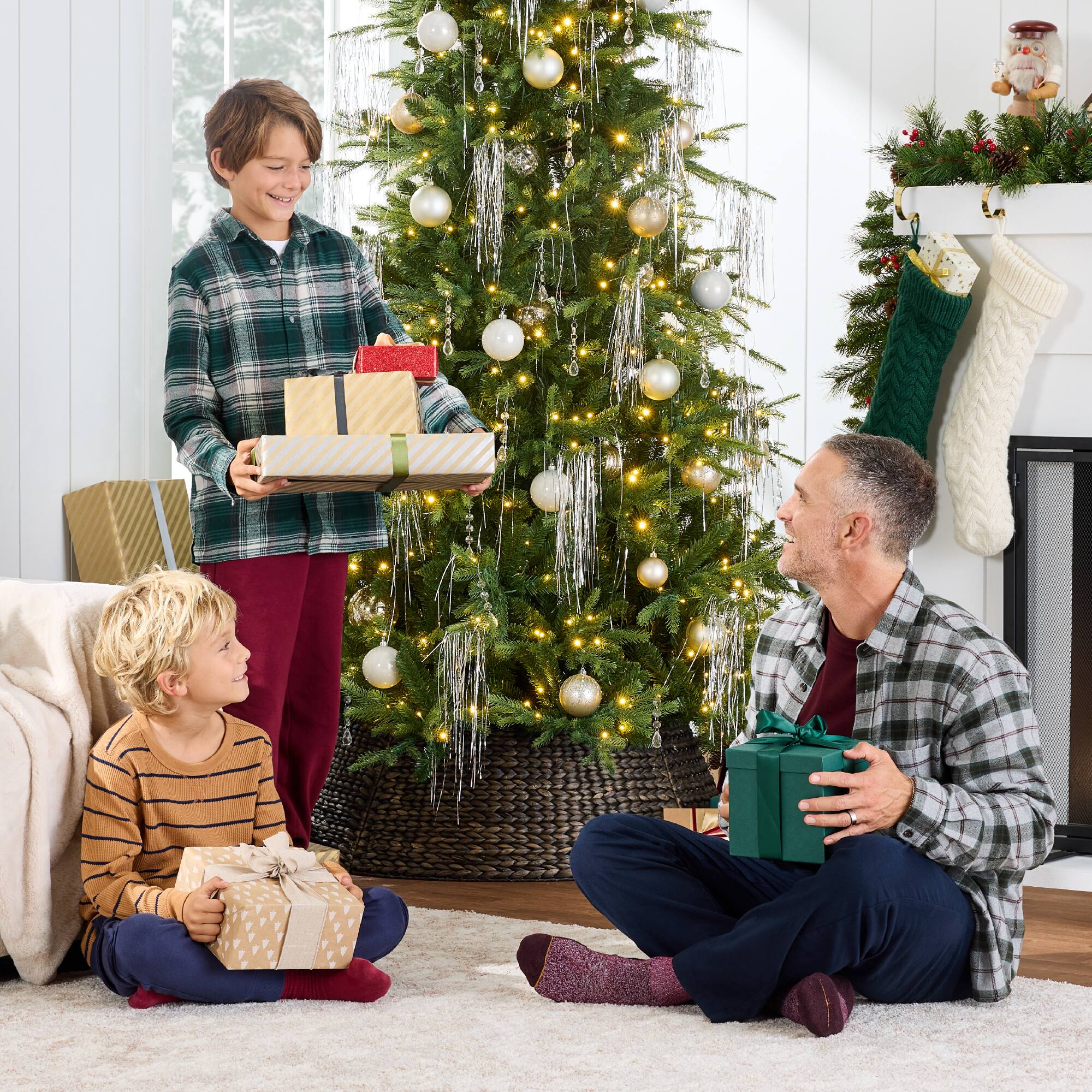 Alt View 3. Best Choice Products - Best Choice Products 9ft Pre-Lit Artificial Full Aspen Noble Fir Christmas Tree w/ 1,200 2-in-1 Glowing Micro LEDs - Green.