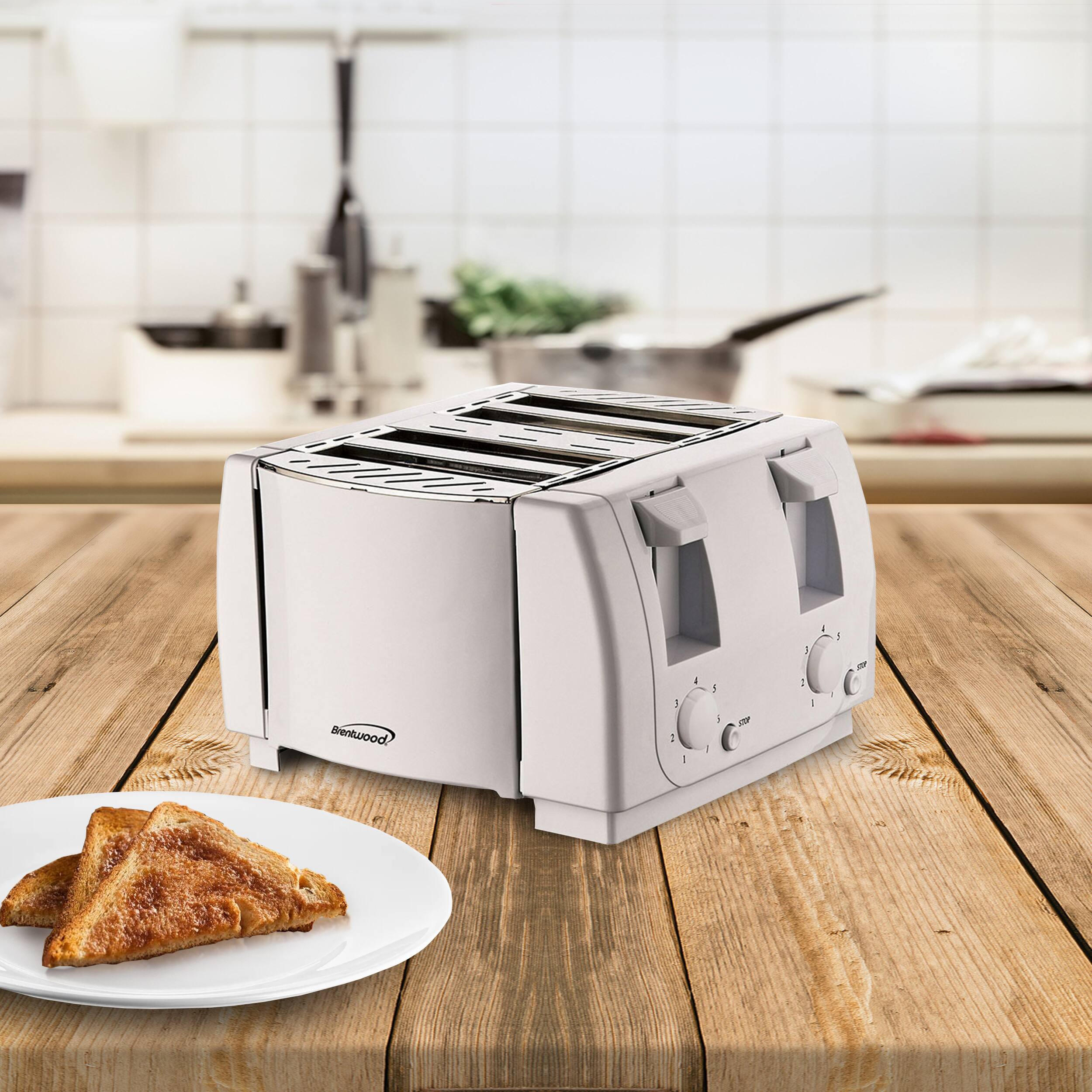 Alt View 3. Brentwood - Brentwood 4 Slice Cool Touch Toaster in White - White.