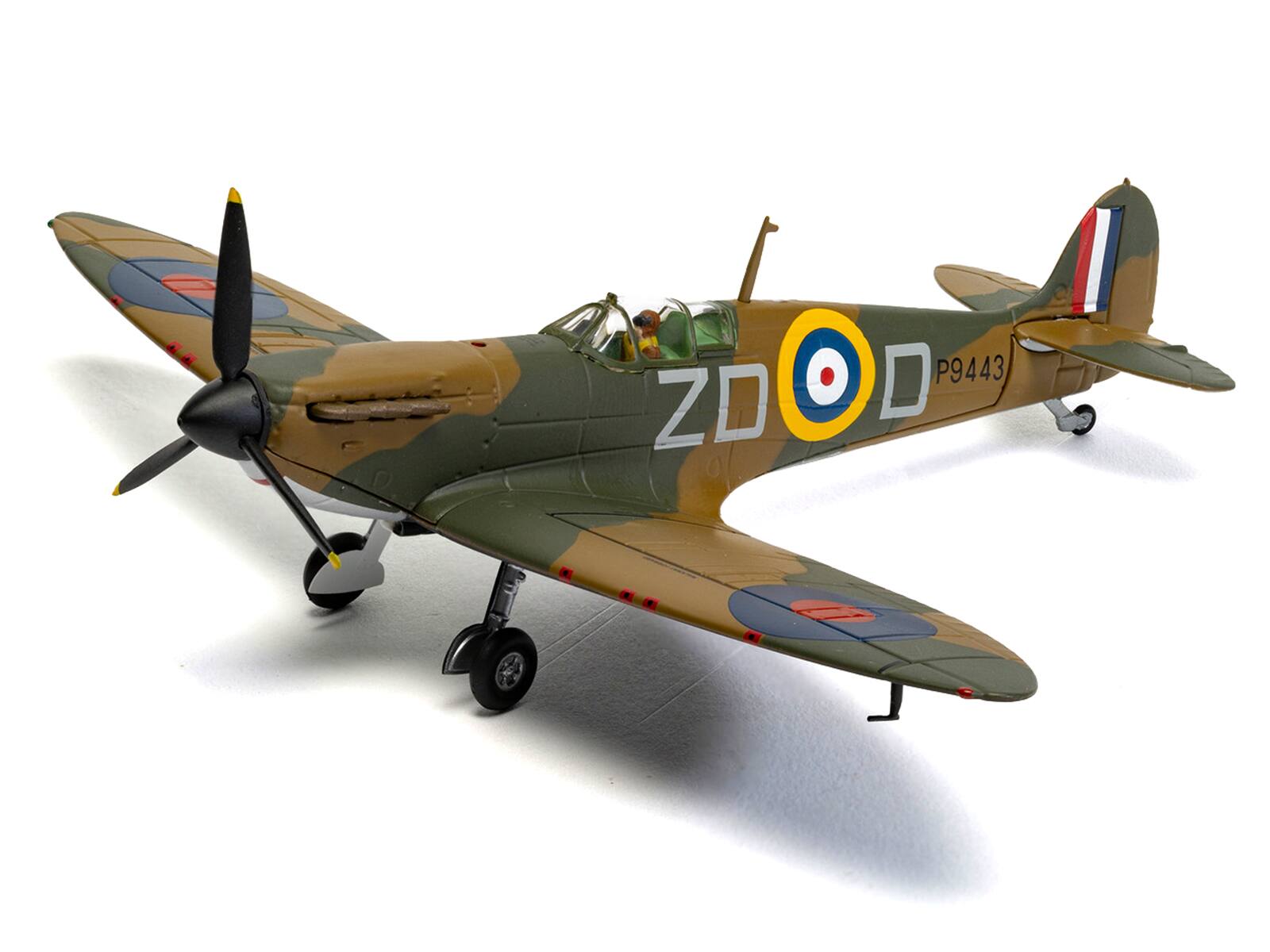 Alt View 3. Corgi - Supermarine Spitfire MkI Fighter Aircraft Royal Air Force "The Aviation Archive" Series 1/72 Diecast Model by Corgi.