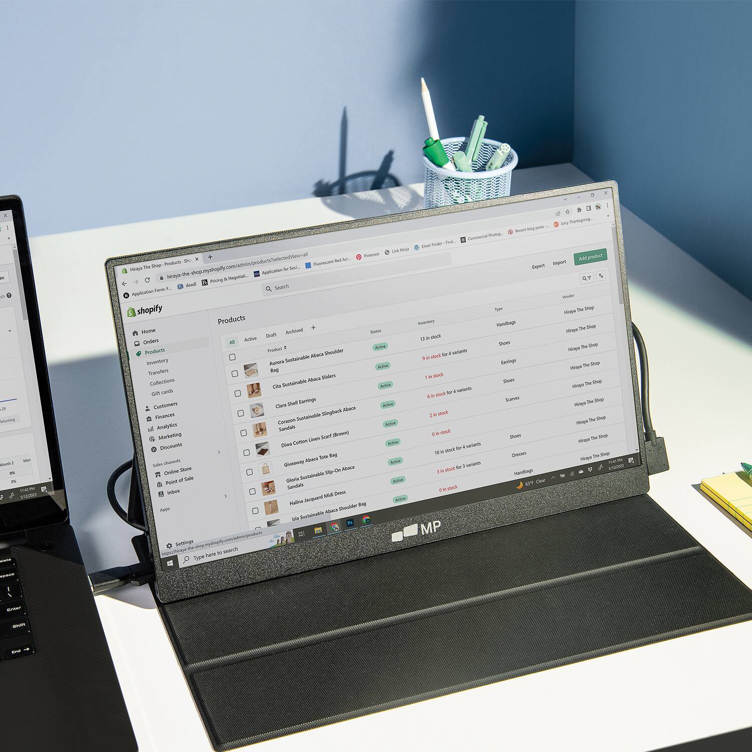 Alt View 14. Mobile Pixels - Fold 15.6" LCD Monitor - Black.