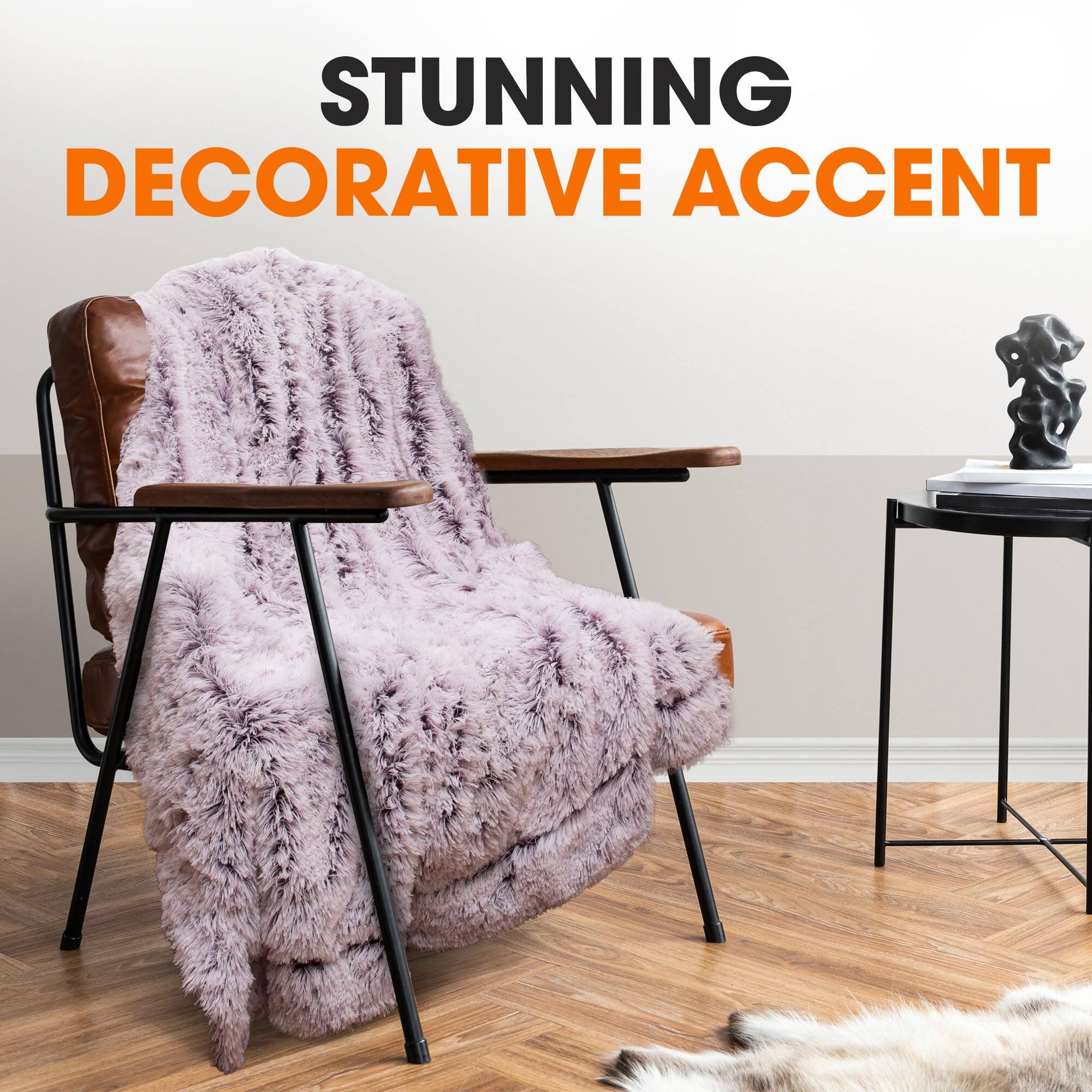 STUNNING DECORATIVE ACCENT