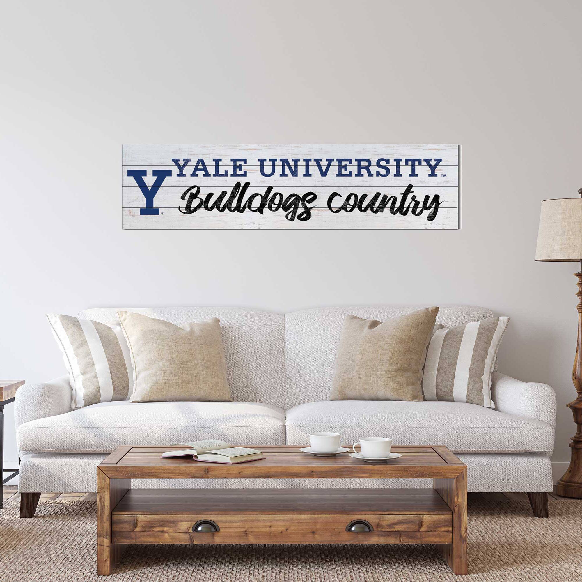 YALE UNIVERSITY  
Y  
Bulldogs country