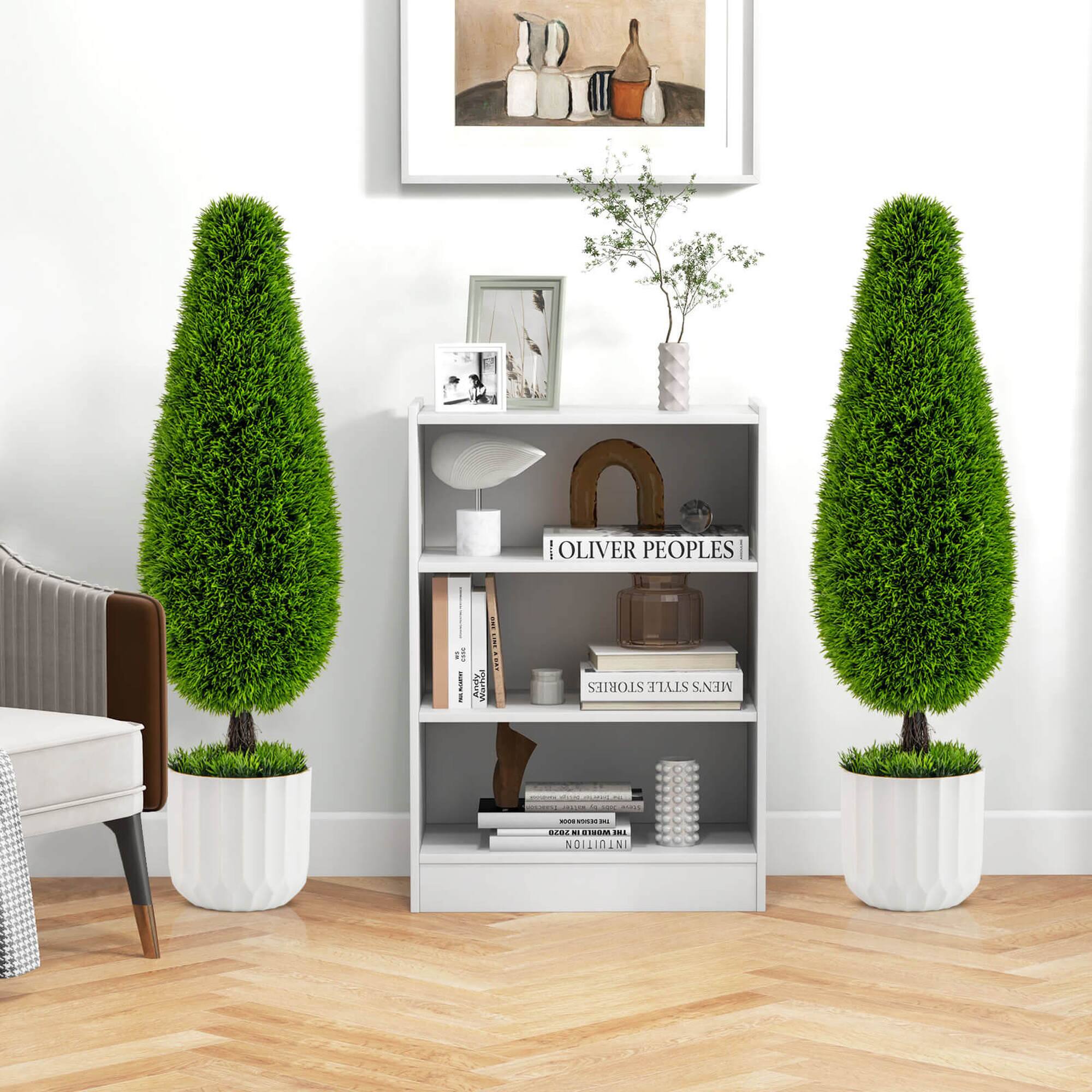 The text on the image is: "OLIVER PEOPLES I TAm! J STORIES STYLE MEN'S - - - - DIDE - + iO. . INTUITION"

Corrected and grouped text: "OLIVER PEOPLES I AM J STORIES STYLE MEN'S - - - - DIDE - + IO. . INTUITION"