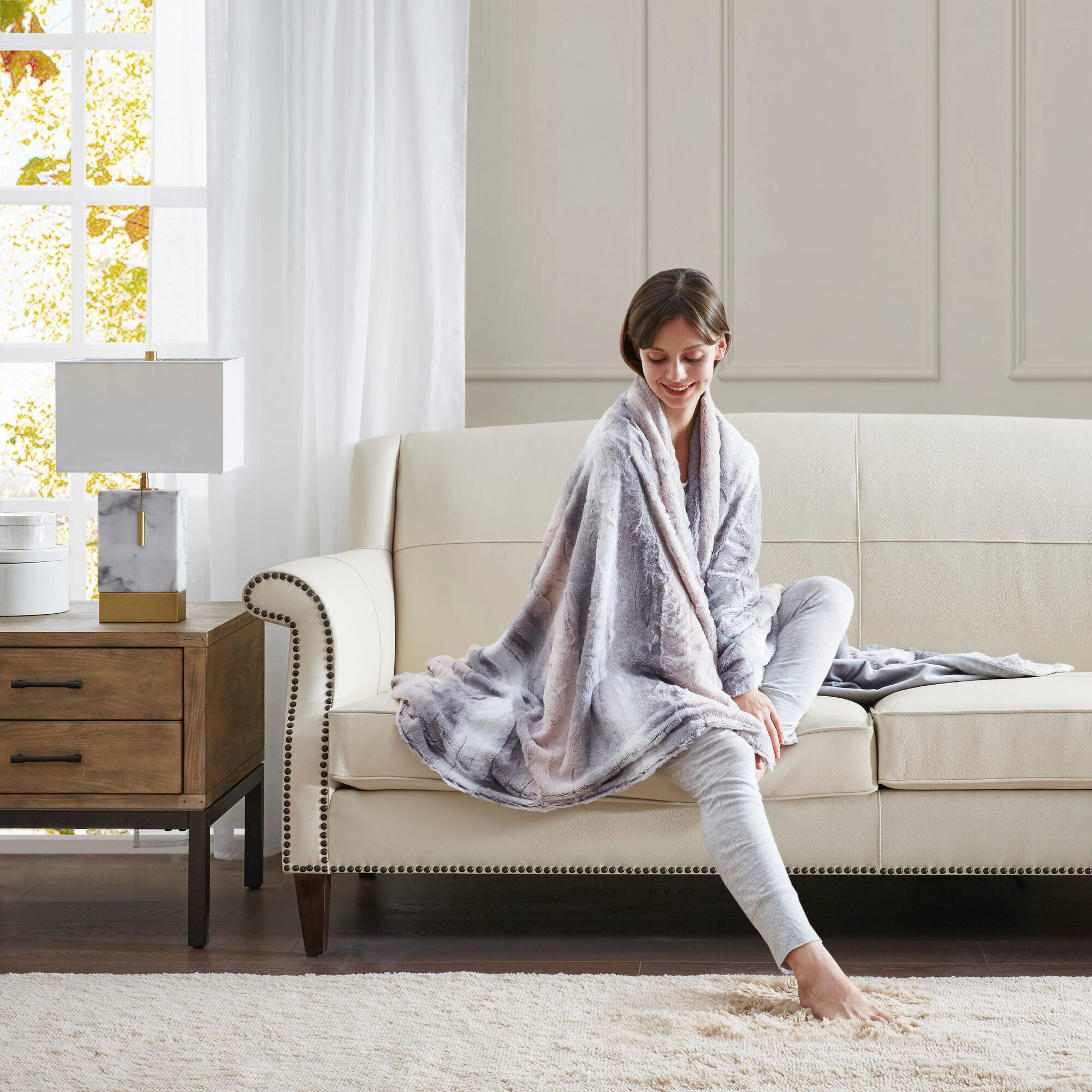 Alt View 2. Gracie Mills - Alaina Faux Fur Throw - Blush/Grey.