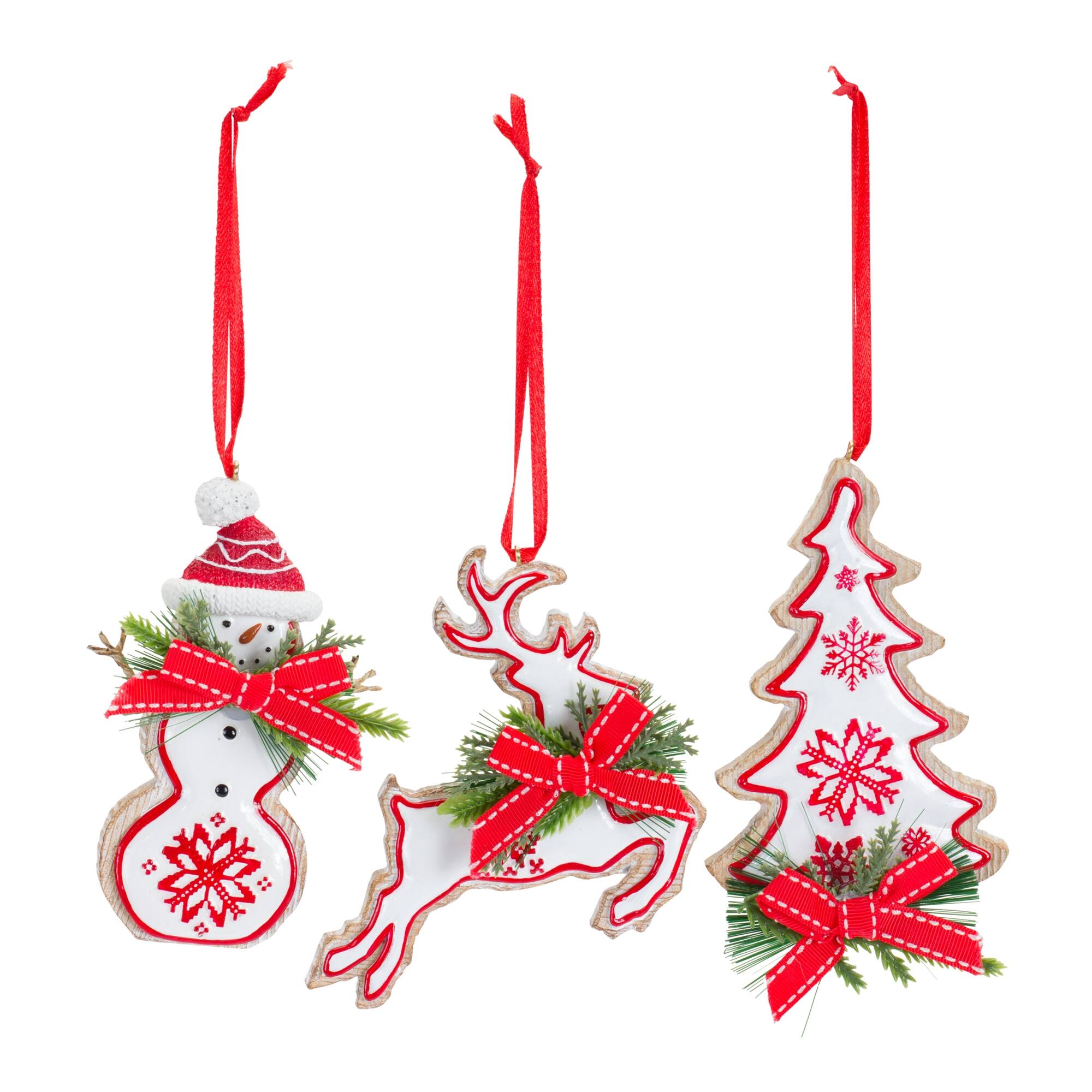 Angle. BreeBe - Nordic Snowflake Character Tree Ornament with Pine Bow Accent (Set of 6) - White, Red, Green.