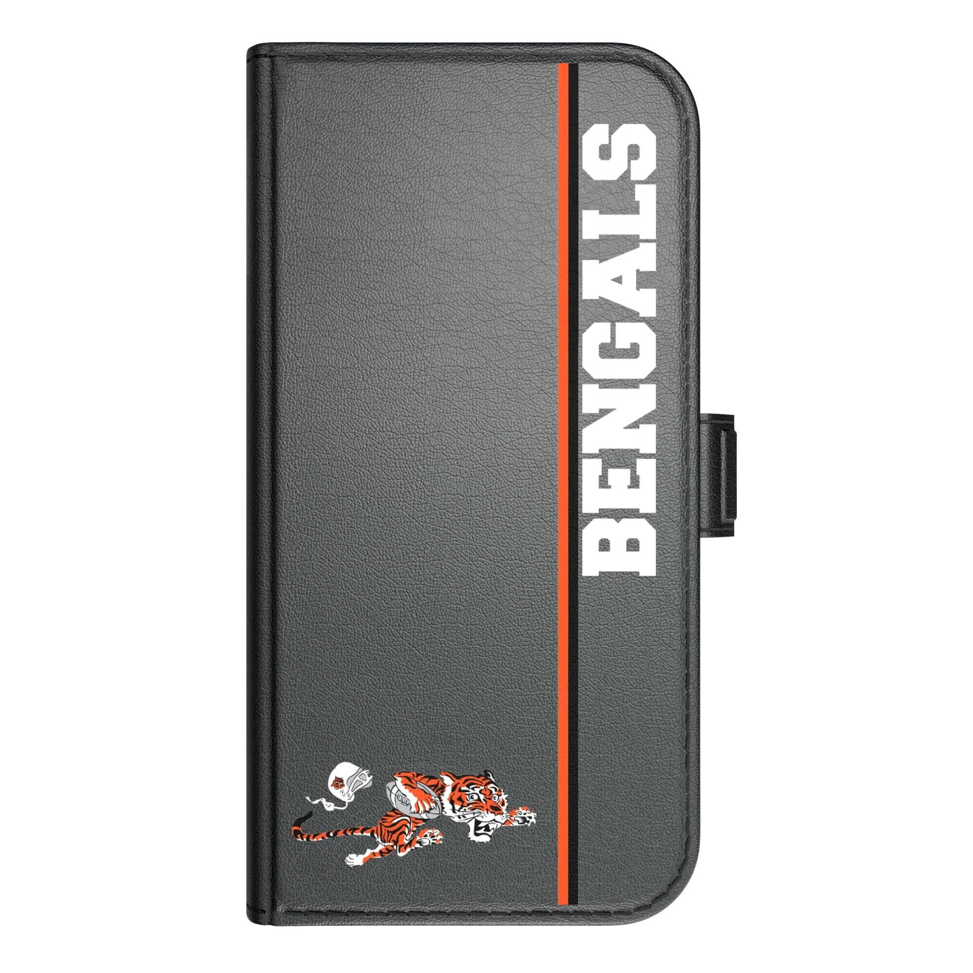 Alt View 2. Keyscaper - Cincinnati Bengals iPhone Folio 2.0 Case - 17 - Black.