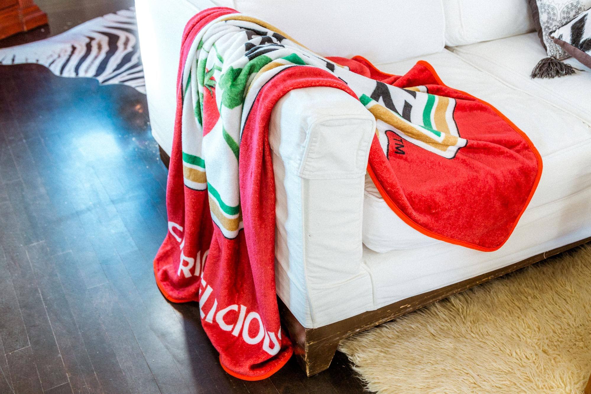 Alt View 3. Toynk - Heinz Ketchup Logo Fleece Throw Blanket | 45 x 60 Inches - Red.