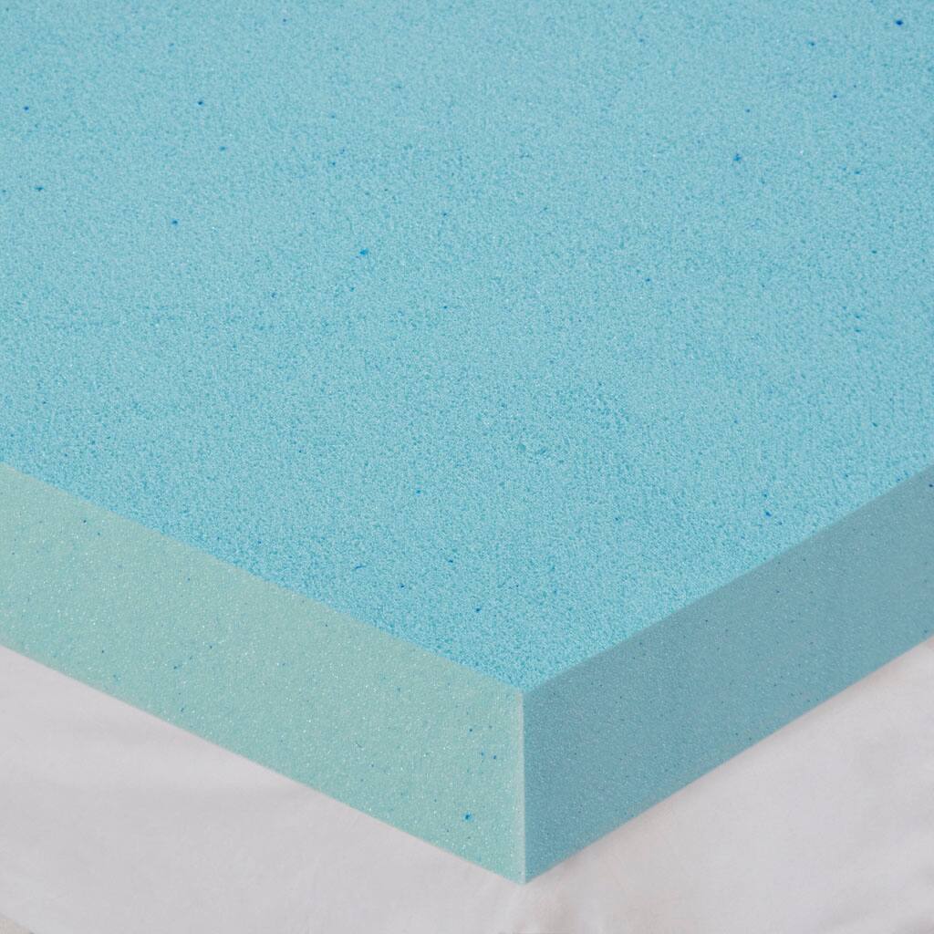 Alt View 1. Gracie Mills - Gracie Mills Callahan All Season 3 Inch Reversible Cooling Gel Memory Foam Mattress Topper with Cover - White.