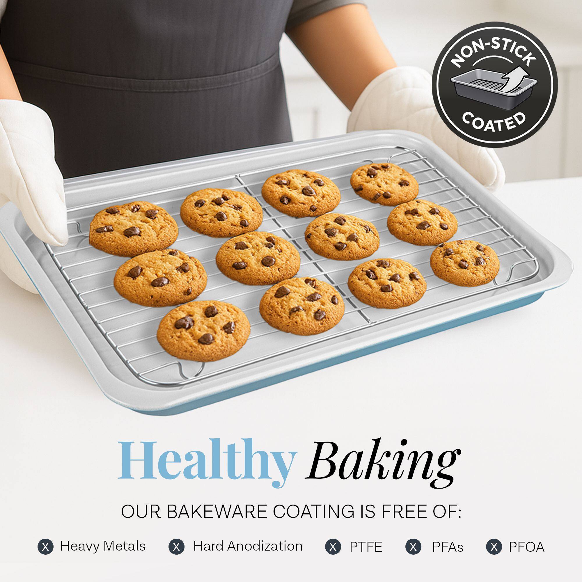 Healthy Baking

OUR BAKEWARE COATING IS FREE OF:

- Heavy Metals
- Hard Anodization
- PTFE
- PFAs
- PFOA

NON-STICK COATED