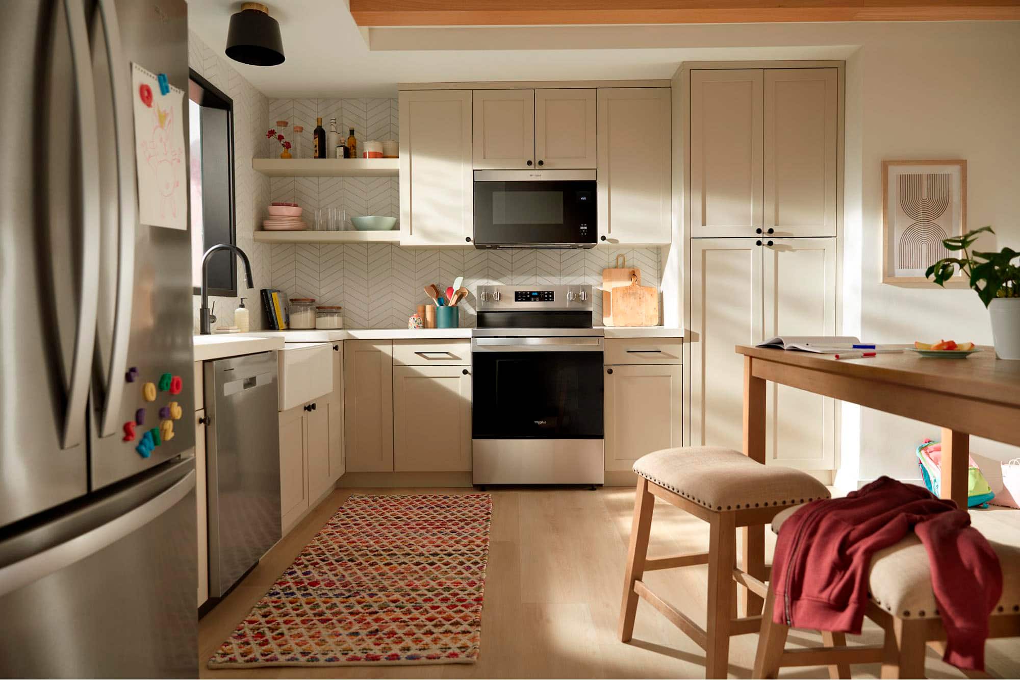 Alt View 21. Whirlpool - 5.3 Cu. Ft. Freestanding Electric Convection Range with No Preheat Air Fry and Air Baking - Stainless Steel.