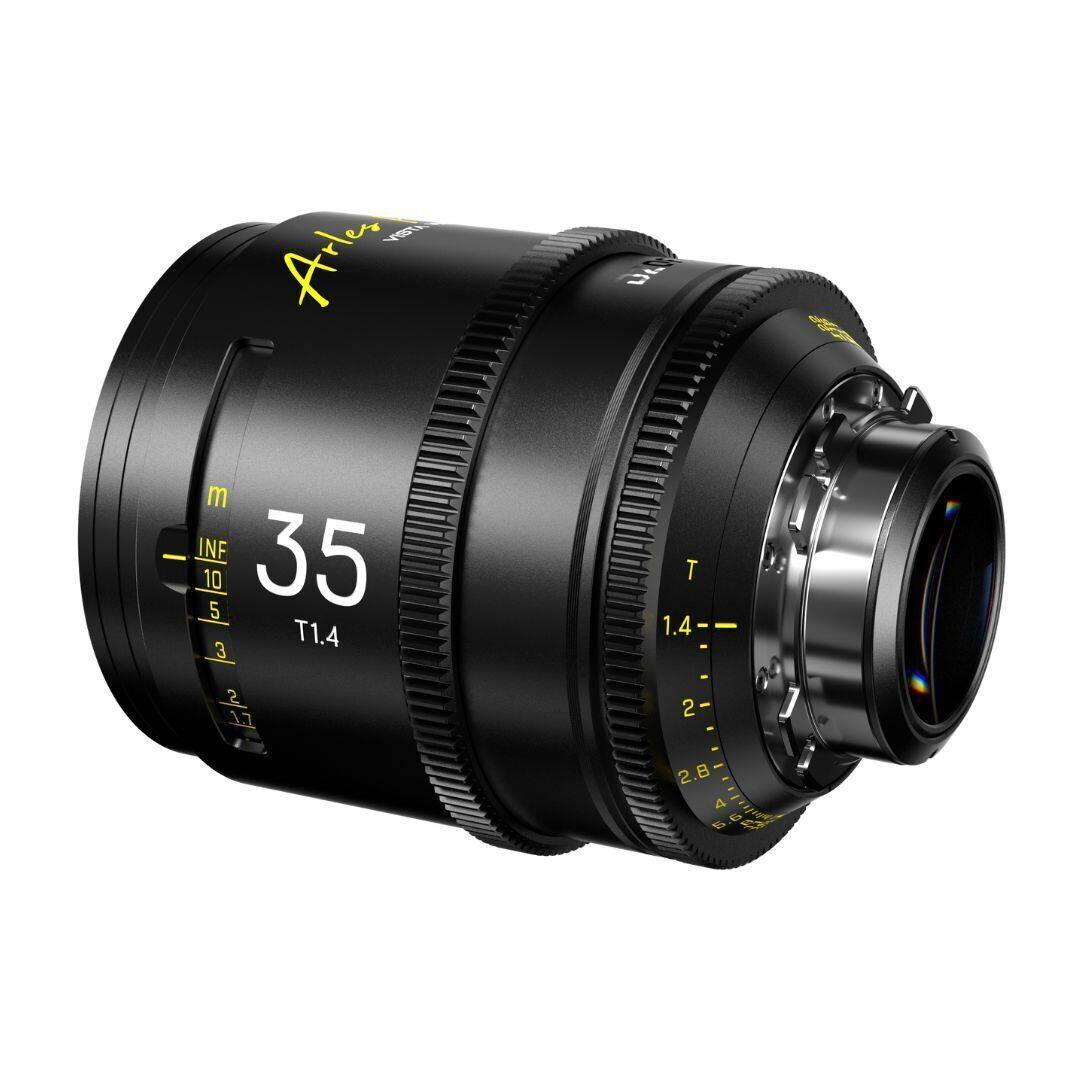 Arles  
35mm  
T1.4  
INF 10 5 3 2 1.7  
T 1.4 2 2.8 4 5.6