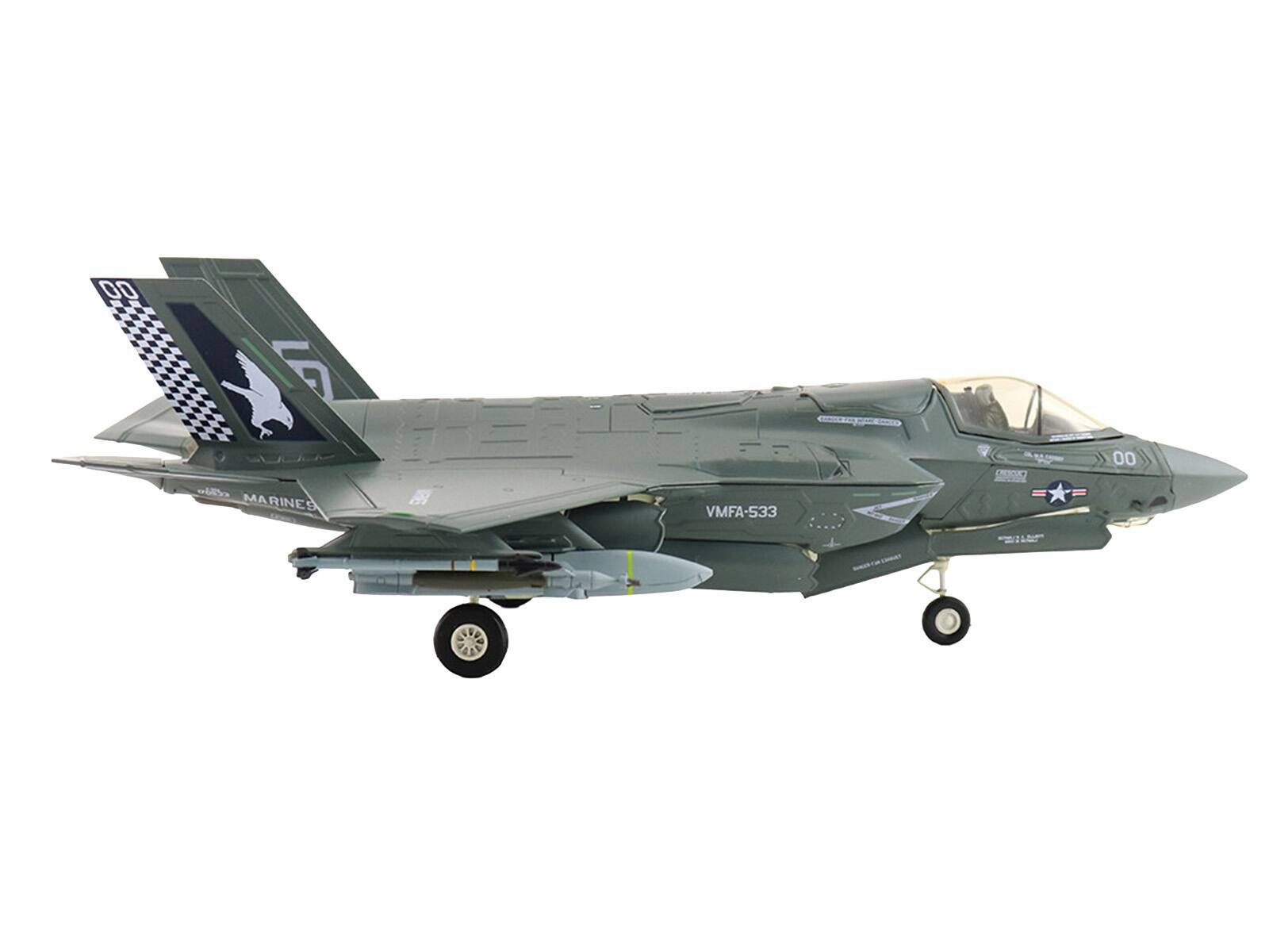 00  
MARINES  
VMFA-533