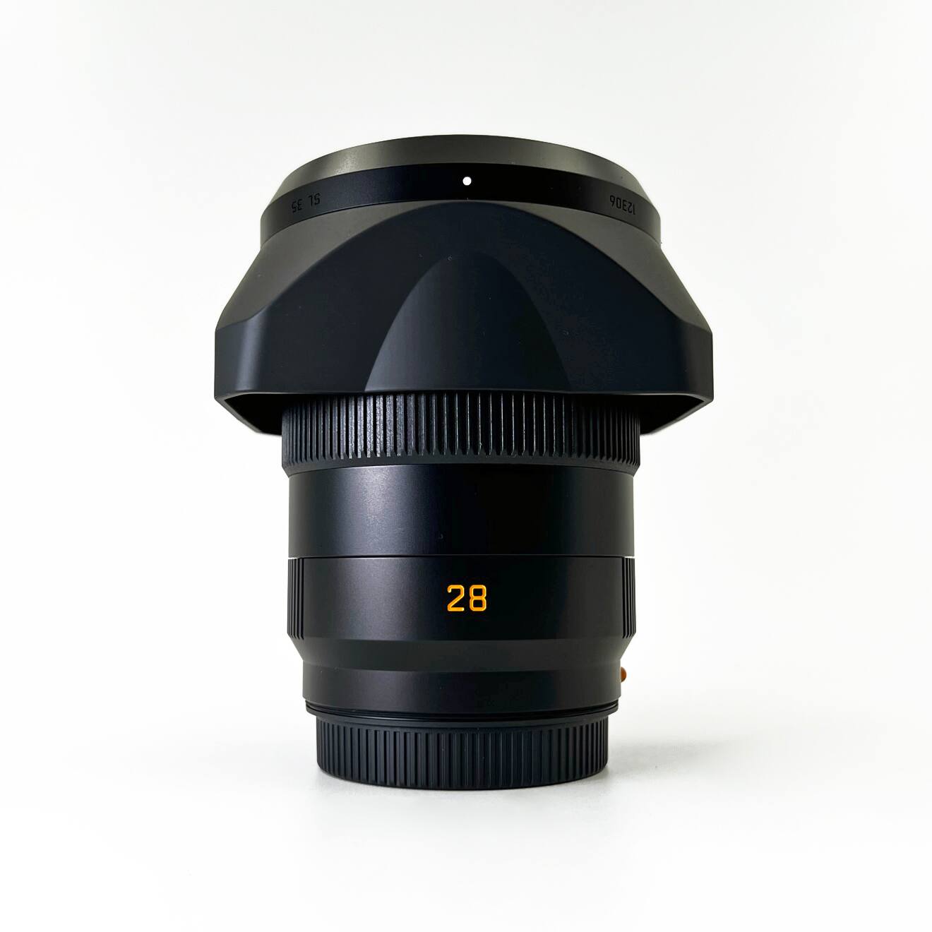 Alt View 1. Leica - Leica APO-Summicron-SL 28mm f/2 Aspherical Lens - Black.