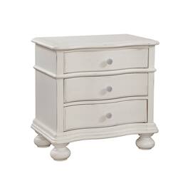 American Woodcrafters - Rodanthe 3-Drawer Nightstand - Dove - White