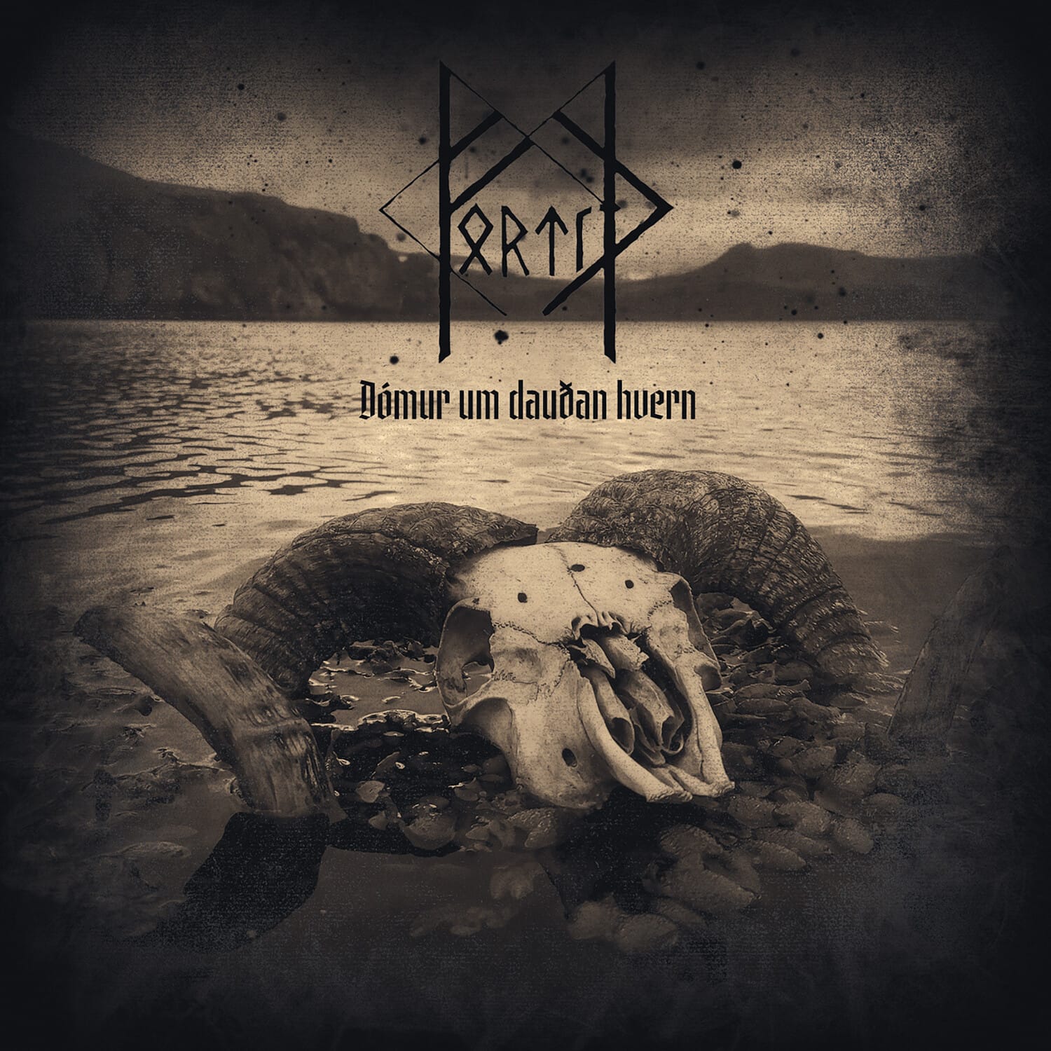 Fortid - Domur Um Daudan Hvern  - COMPACT DISCS